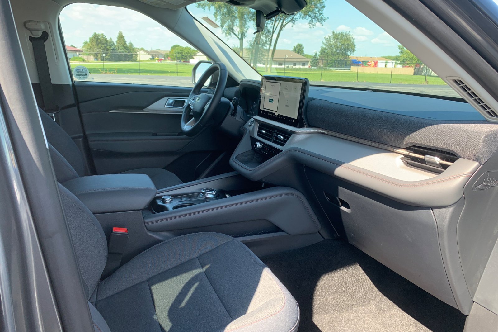 Used 2025 Gray Ford Active image 21