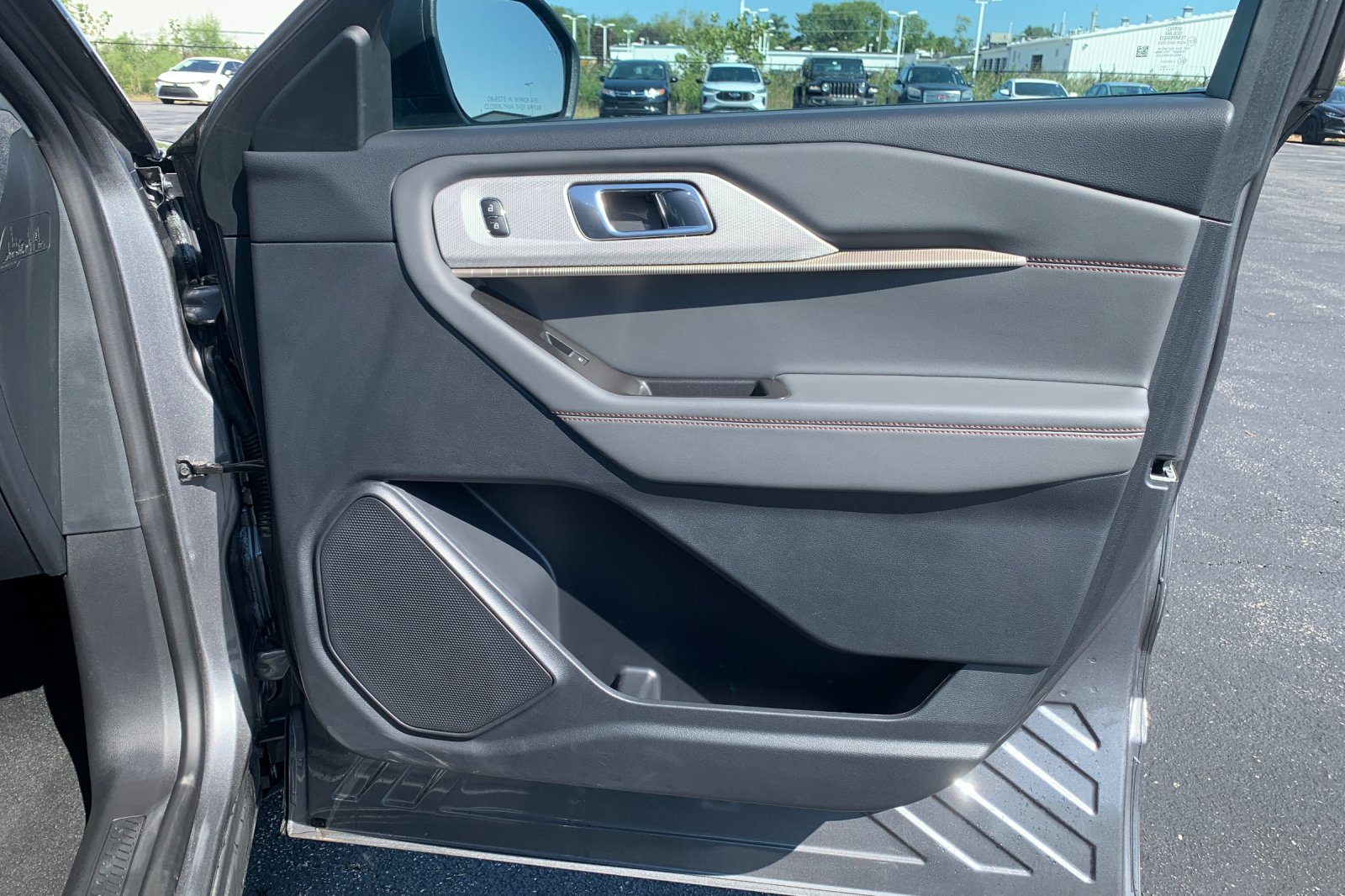 Used 2025 Gray Ford Active image 23