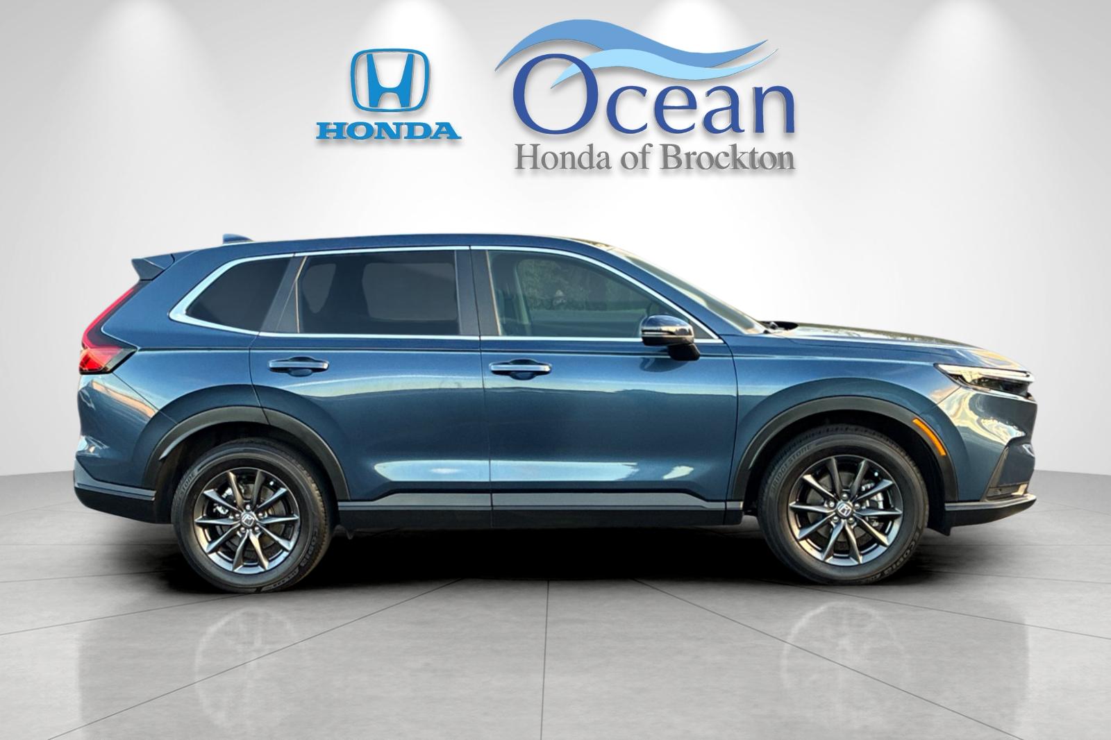Used 2026 Canyon River Blue Metallic Honda EX-L image 2