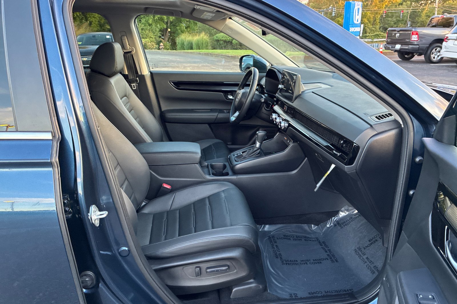Used 2026 Canyon River Blue Metallic Honda EX-L image 22
