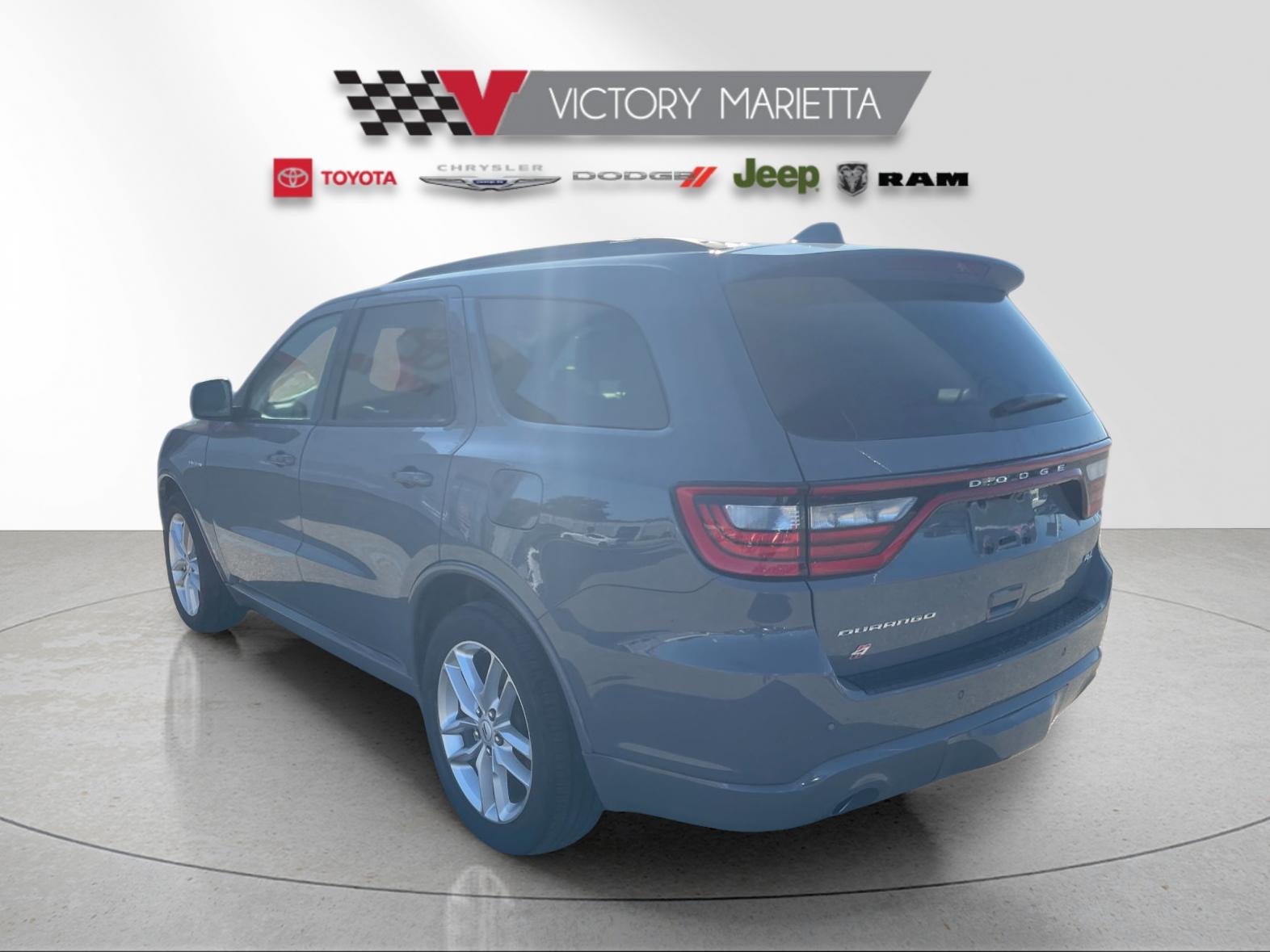 Used 2025  Dodge R/T image 3