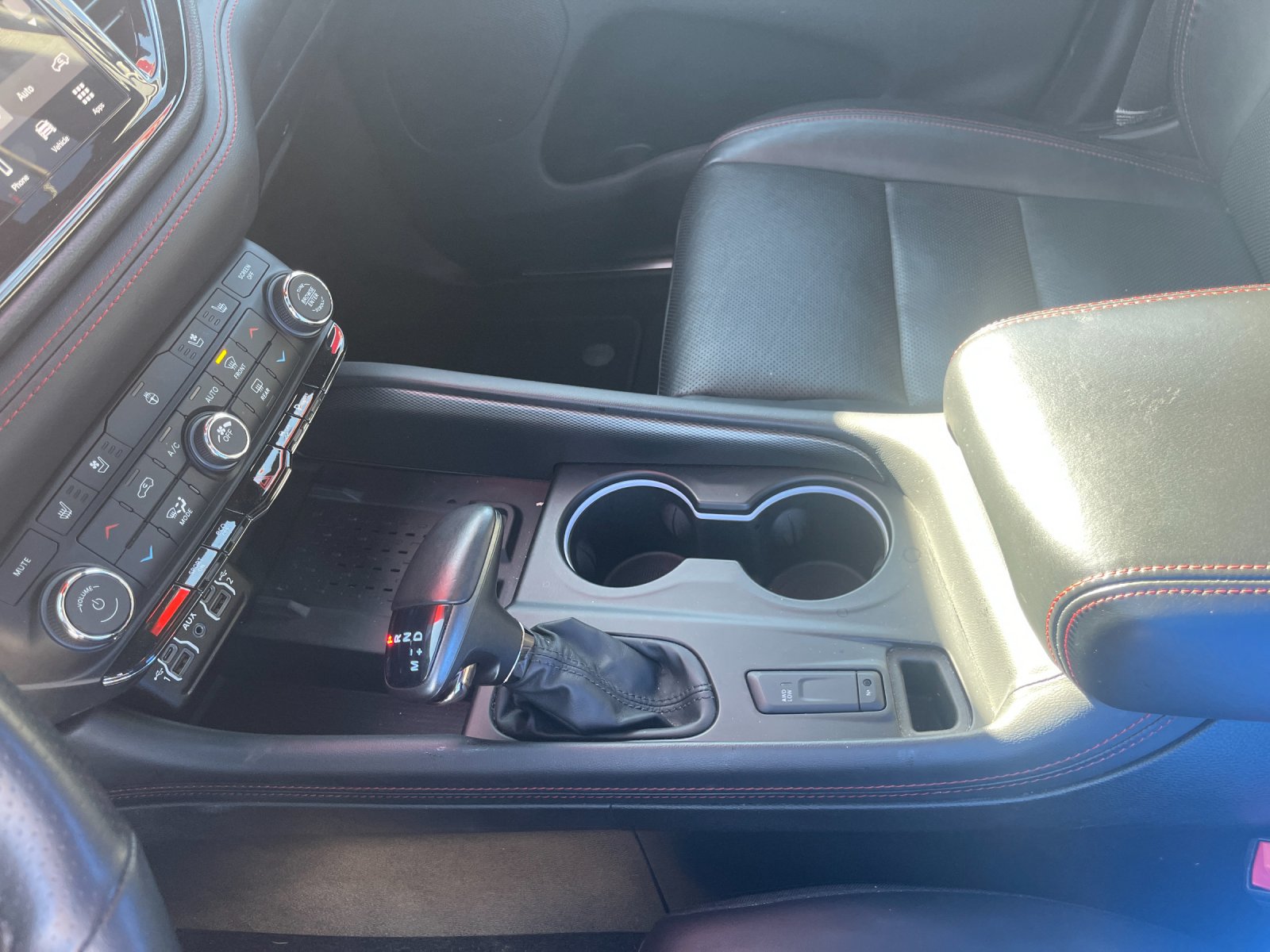Used 2025  Dodge R/T image 23