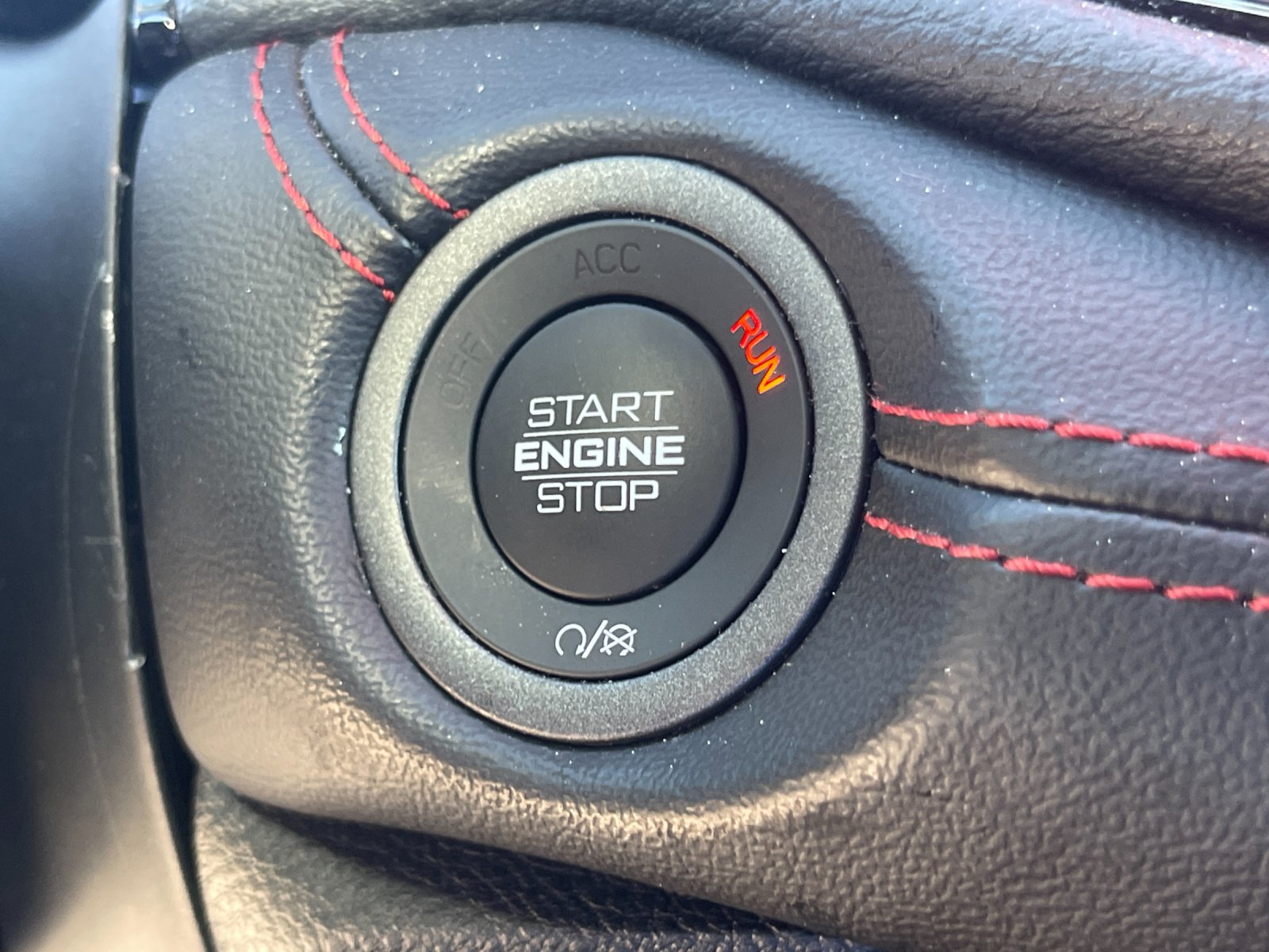 Used 2025  Dodge R/T image 24