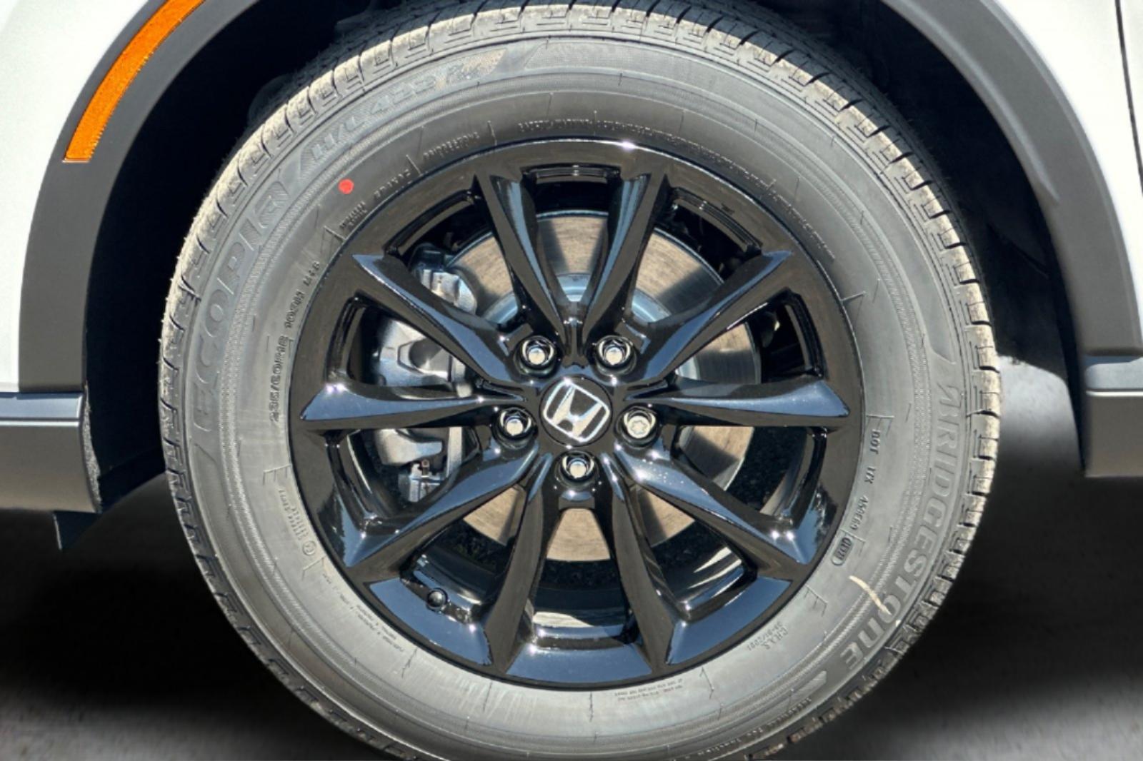 New 2026 Platinum White Pearl Honda Sport-L image 24