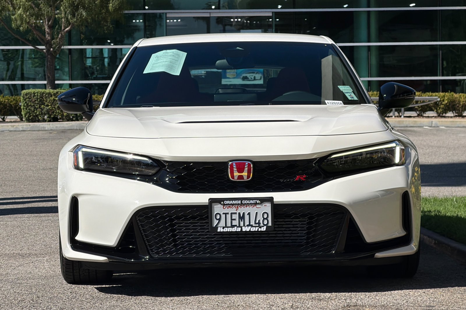 Certified Used 2025 Championship White Honda  image 9