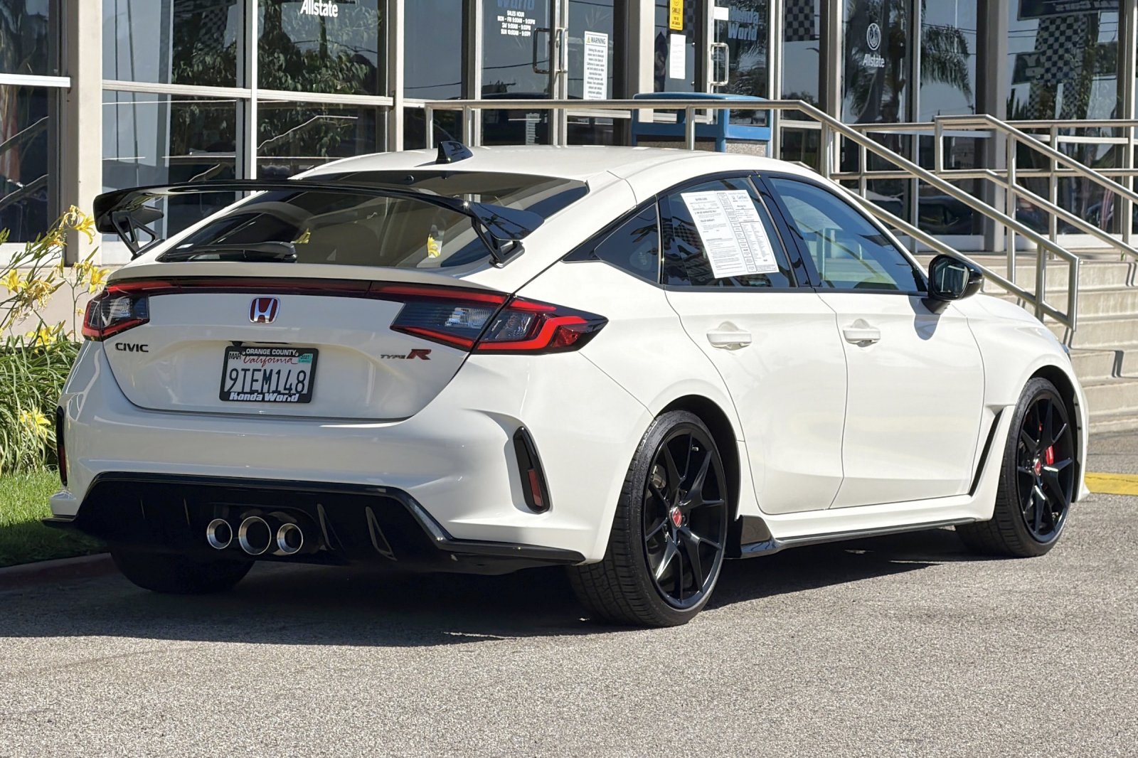 Certified Used 2025 Championship White Honda  image 4