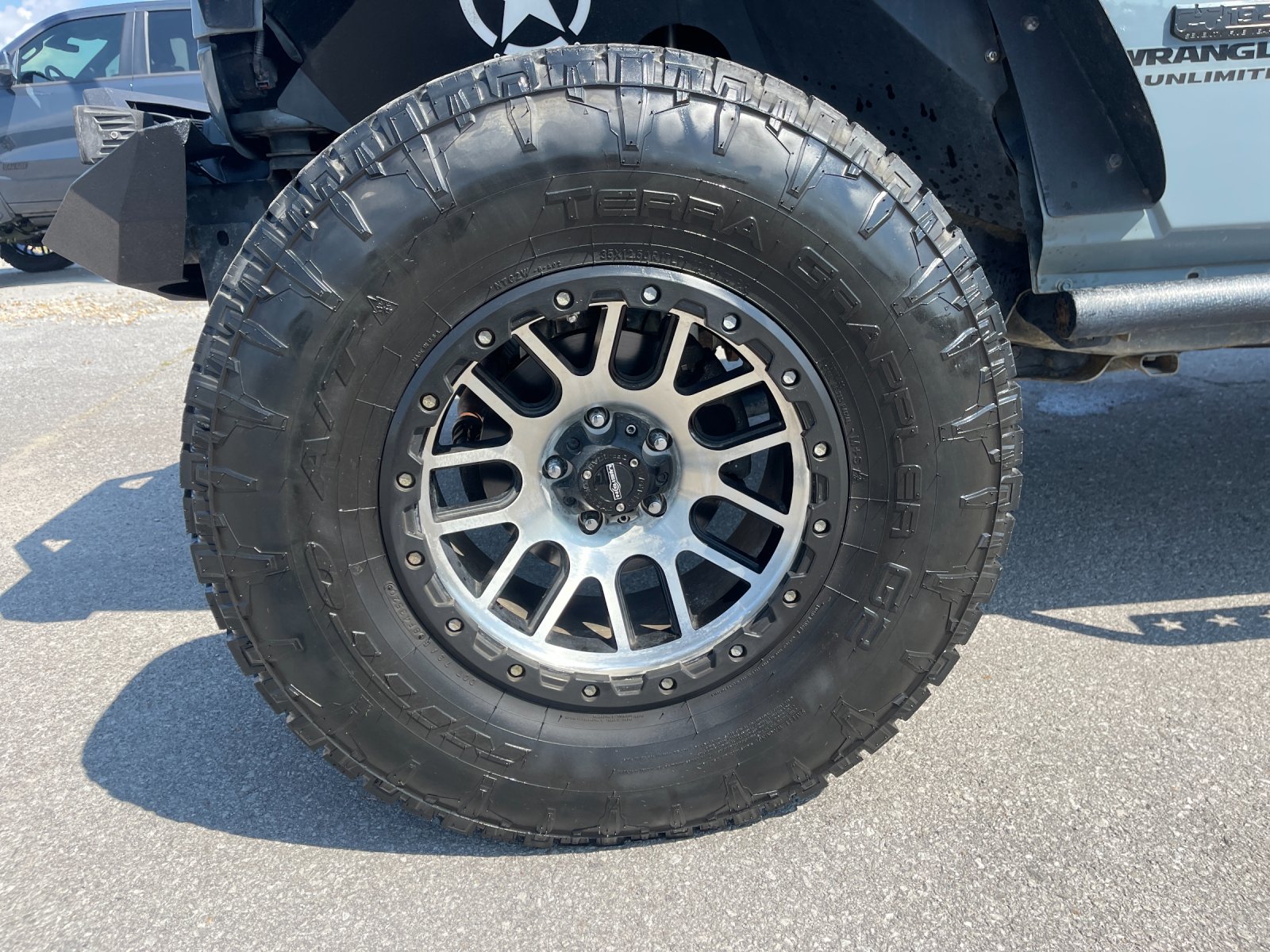 Used 2014 Gray Jeep Unlimited Rubicon image 22