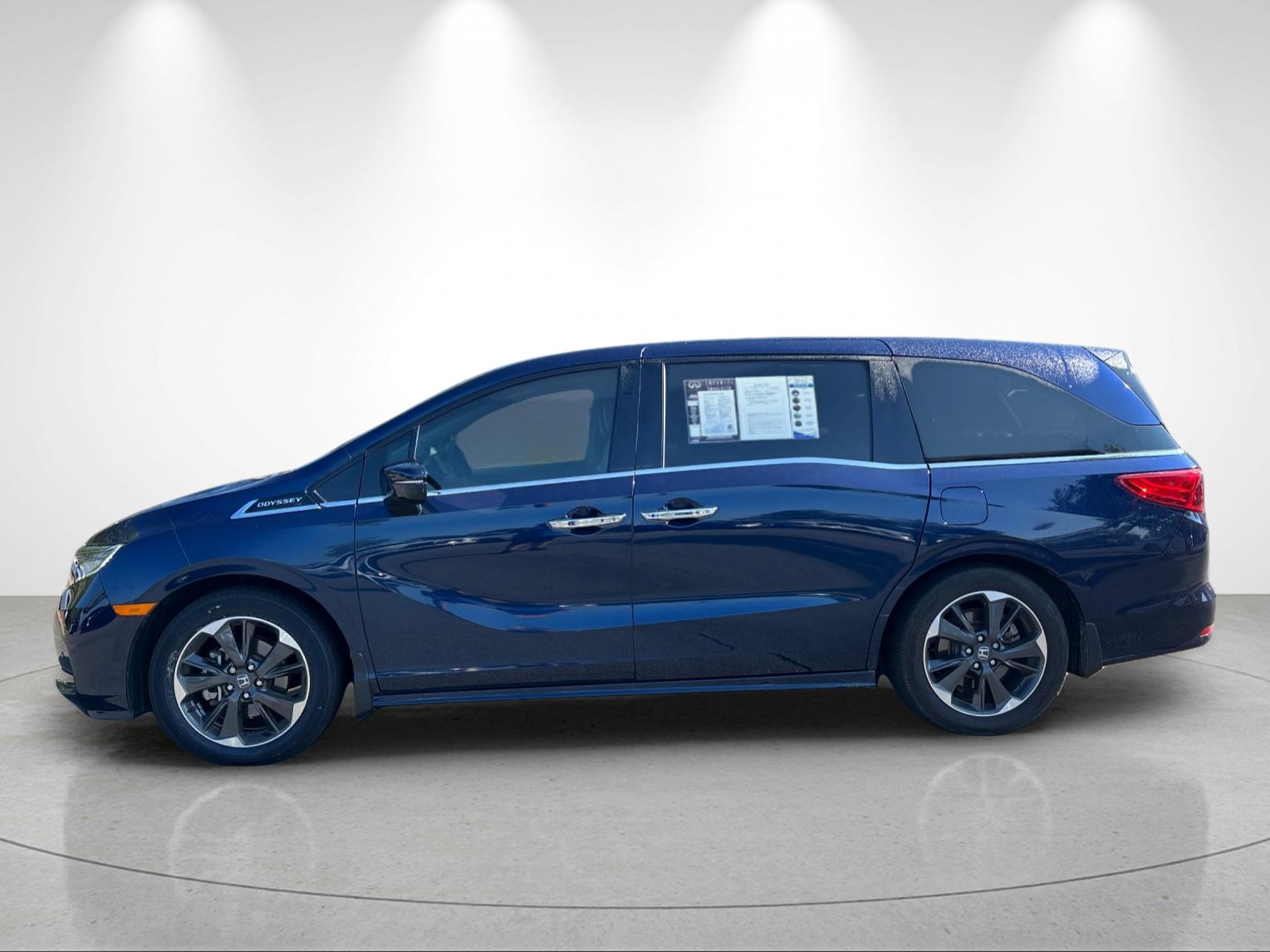 Used 2022 Obsidian Blue Pearl Honda Elite image 2