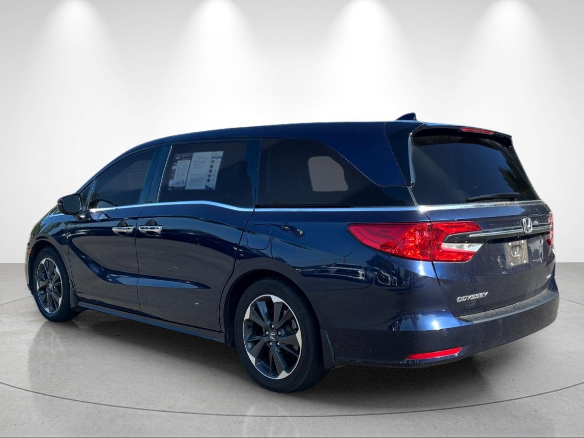 Used 2022 Obsidian Blue Pearl Honda Elite image 3