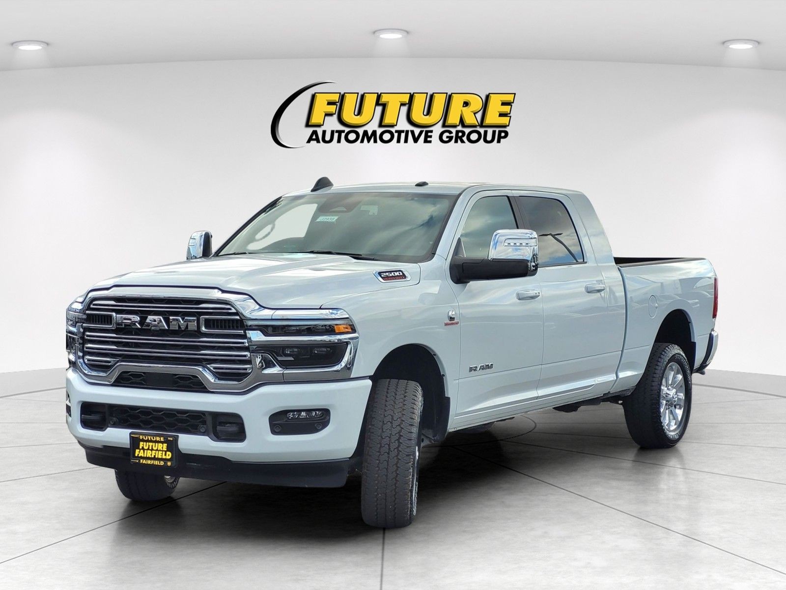 New 2026 Bright White Clear-Coat Exterior Paint RAM Laramie image 9