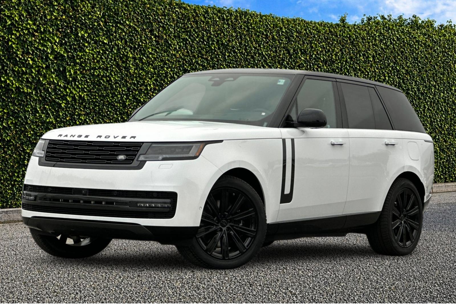 2026 Land Rover Range Rover Plug-In Hybrid SE