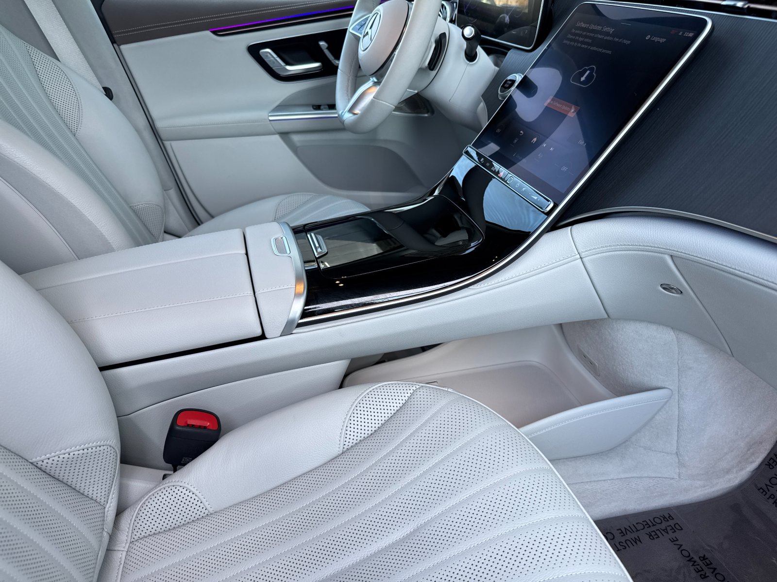 Certified Used 2023 Obsidian Black Metallic Mercedes-Benz 500 SUV 4D Sport Utility 4MATIC® image 20