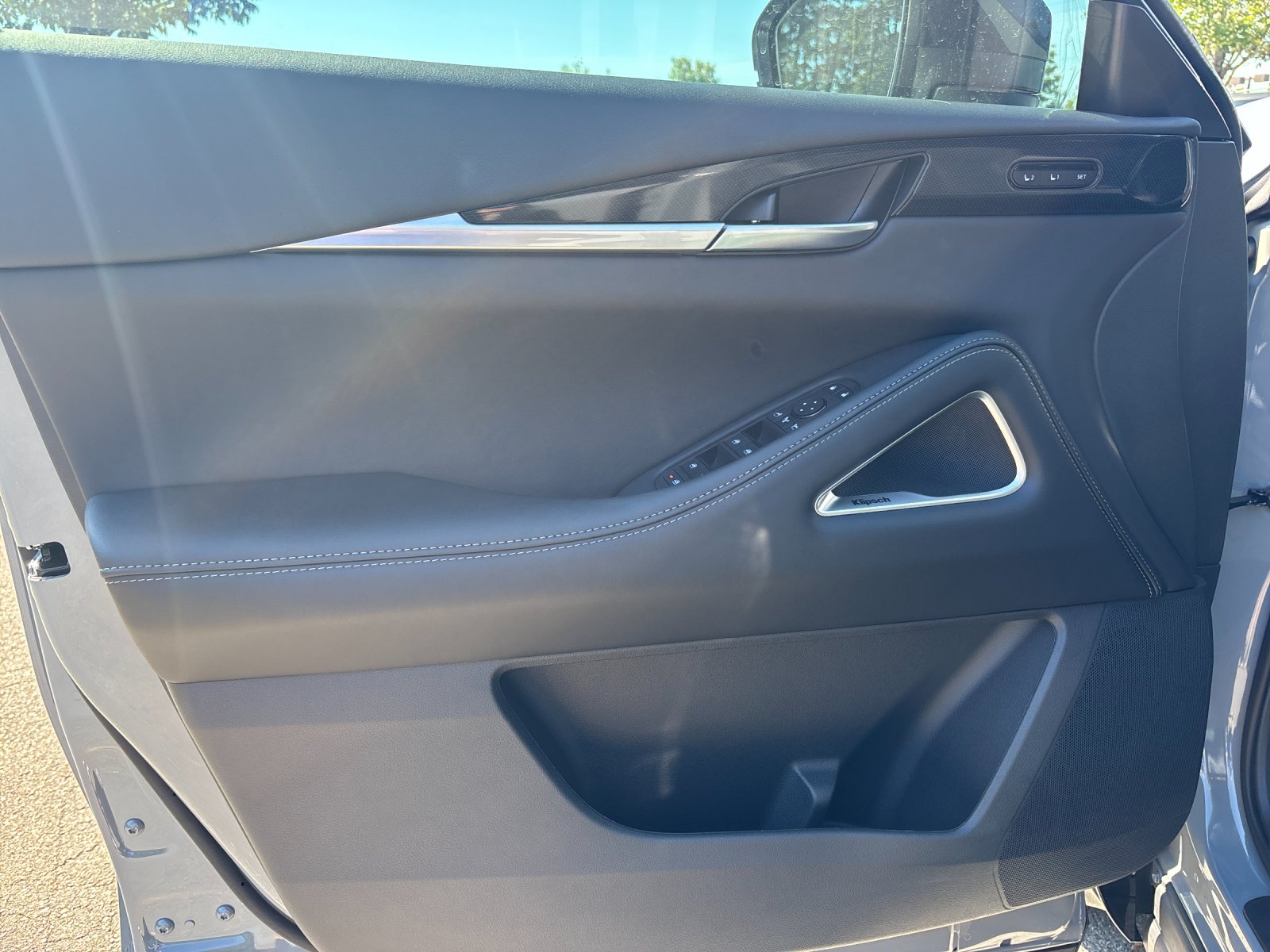 New 2027 HARBOR GRAY INFINITI Sport AWD image 13
