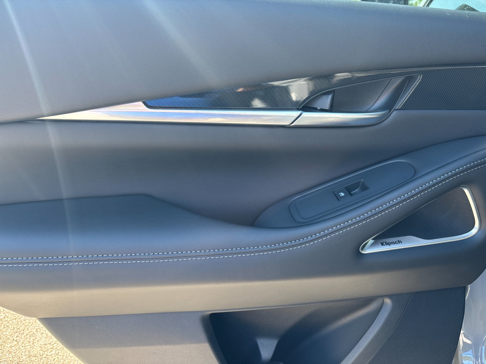 New 2027 HARBOR GRAY INFINITI Sport AWD image 32