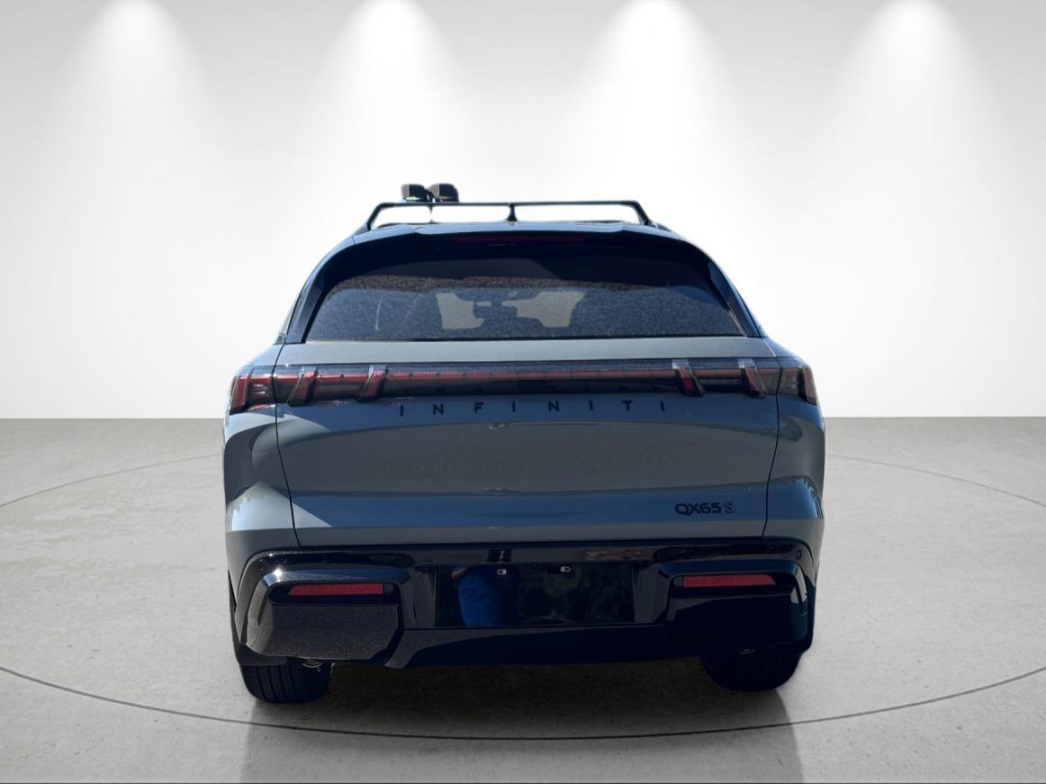 New 2027 HARBOR GRAY INFINITI Sport AWD image 4
