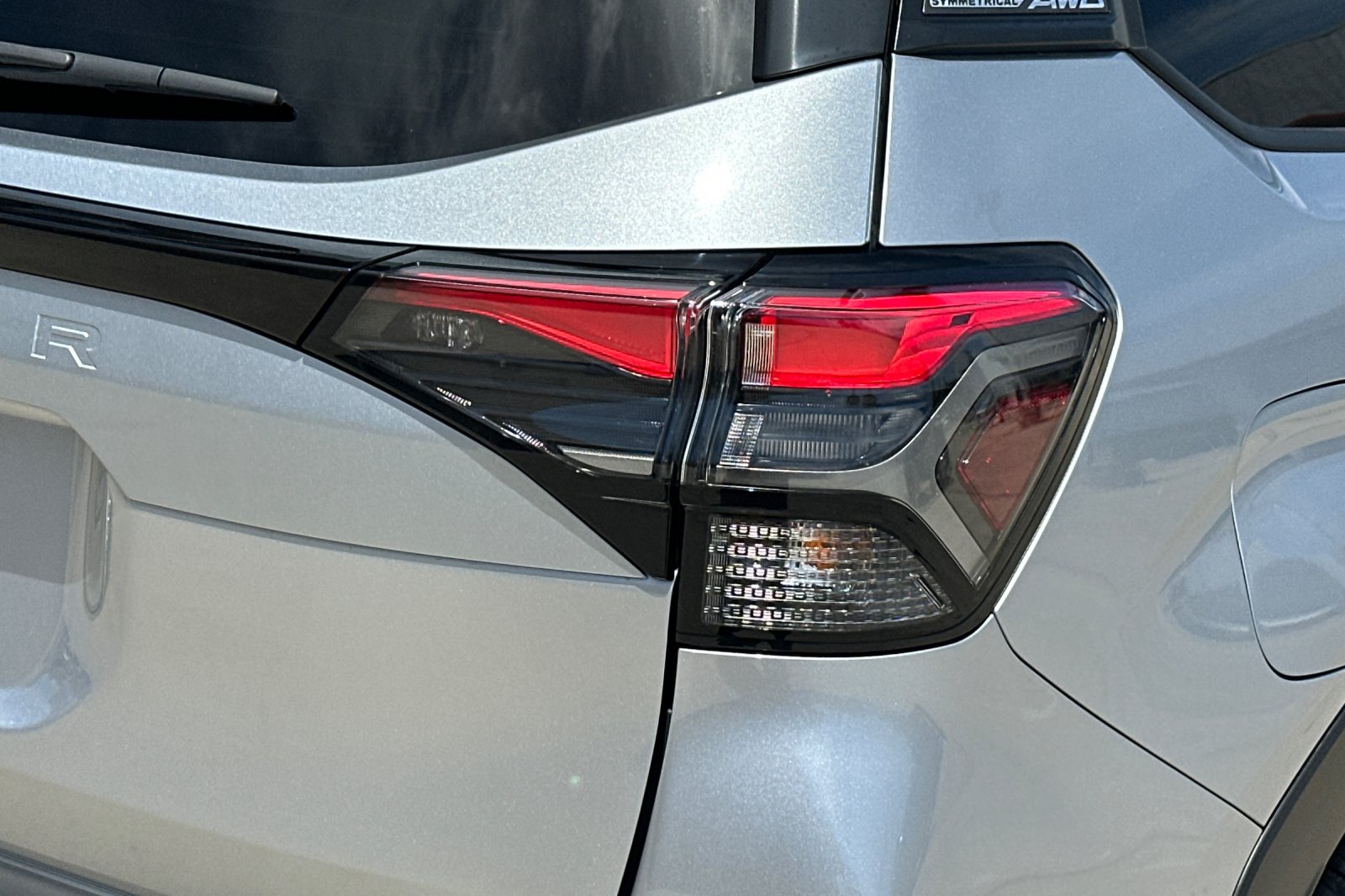 New 2026 White Subaru Premium image 33