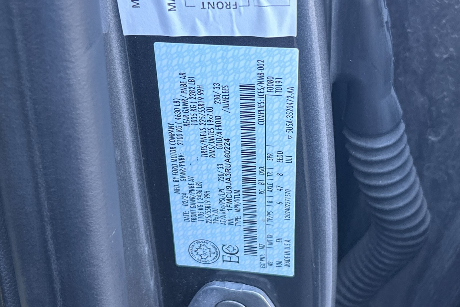 Used 2024 Carbonized Gray Metallic Ford Platinum image 29