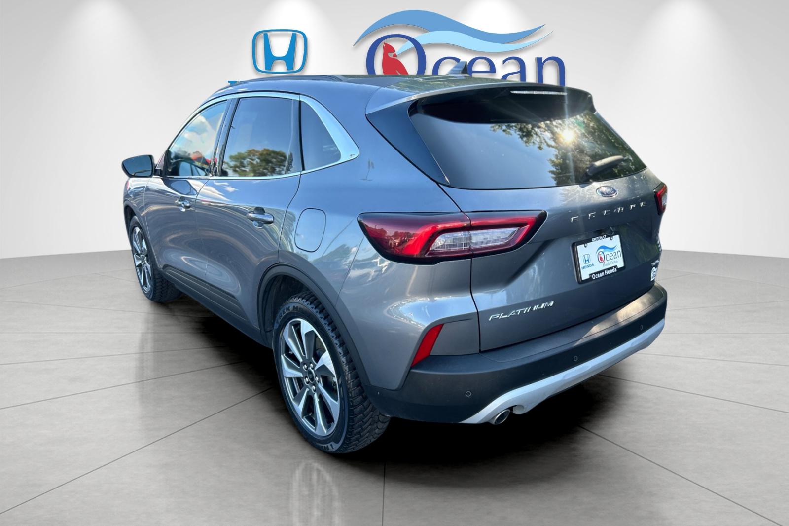 Used 2024 Carbonized Gray Metallic Ford Platinum image 5