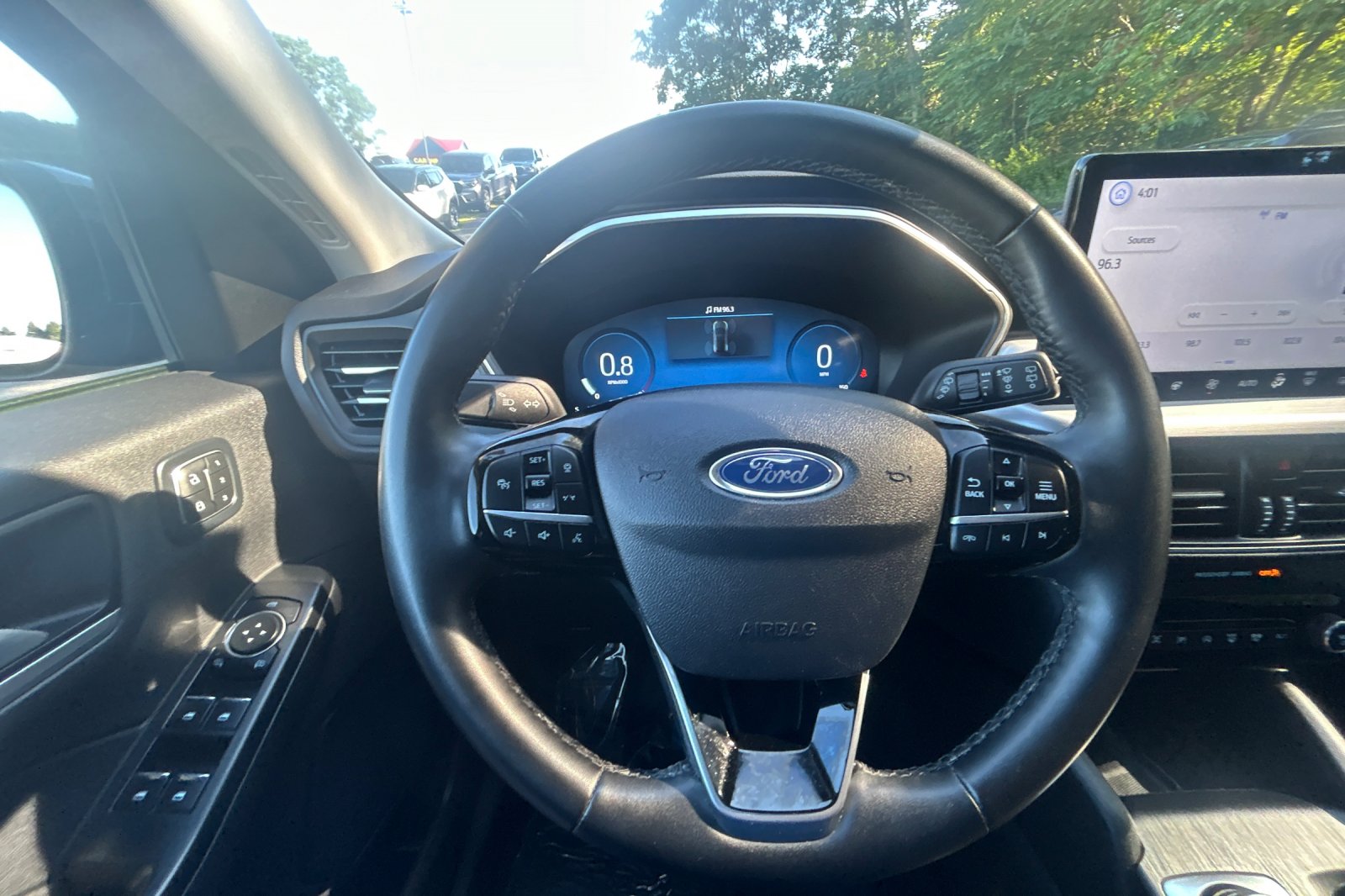 Used 2024 Carbonized Gray Metallic Ford Platinum image 23