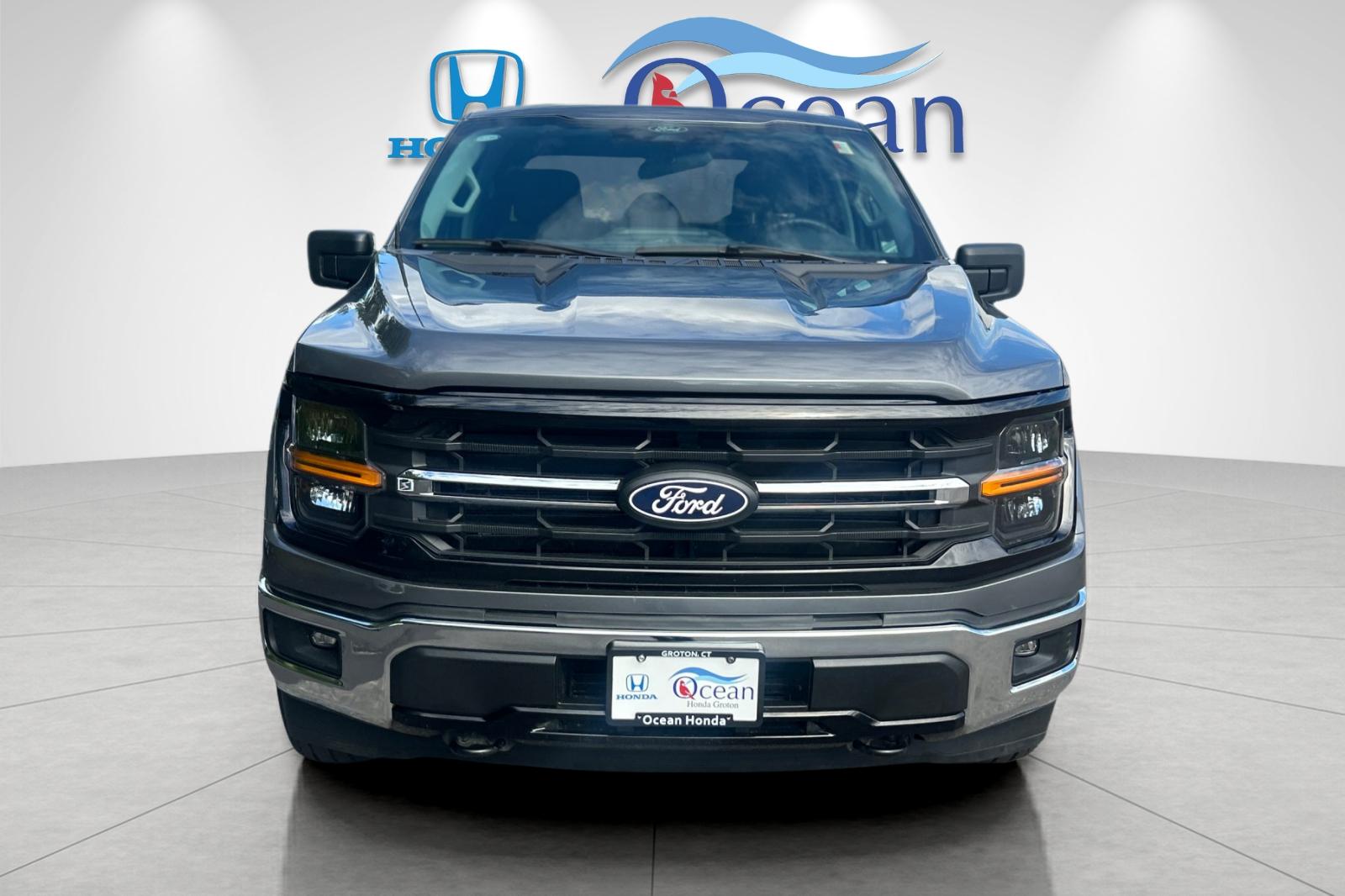 Used 2025 Carbonized Gray Metallic Ford XLT image 8
