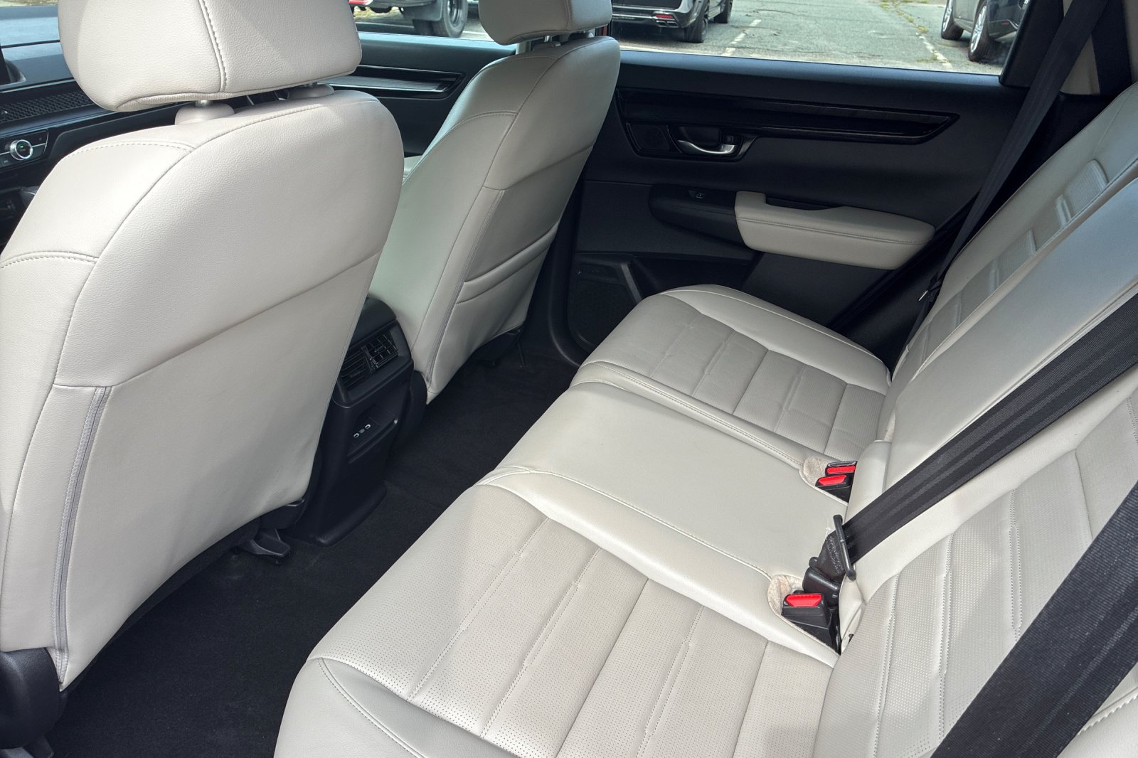 Used 2024 Radiant Red Metallic Honda EX-L image 13