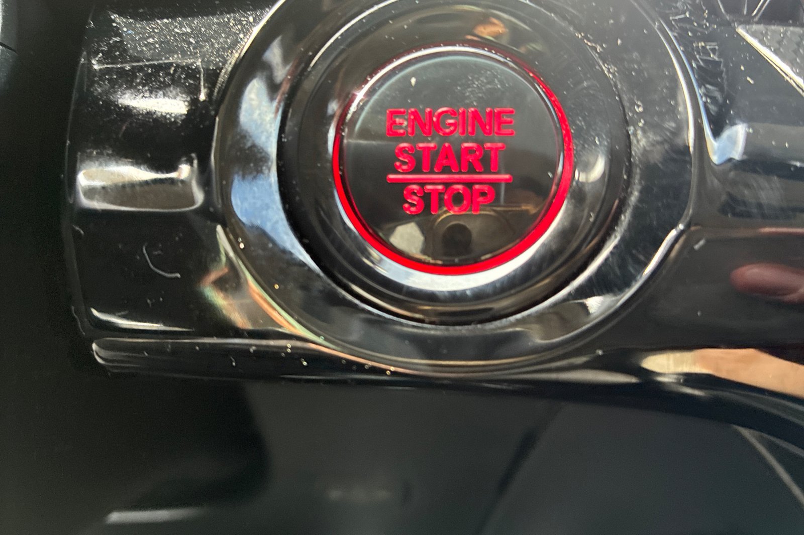 Used 2024 Radiant Red Metallic Honda EX-L image 23