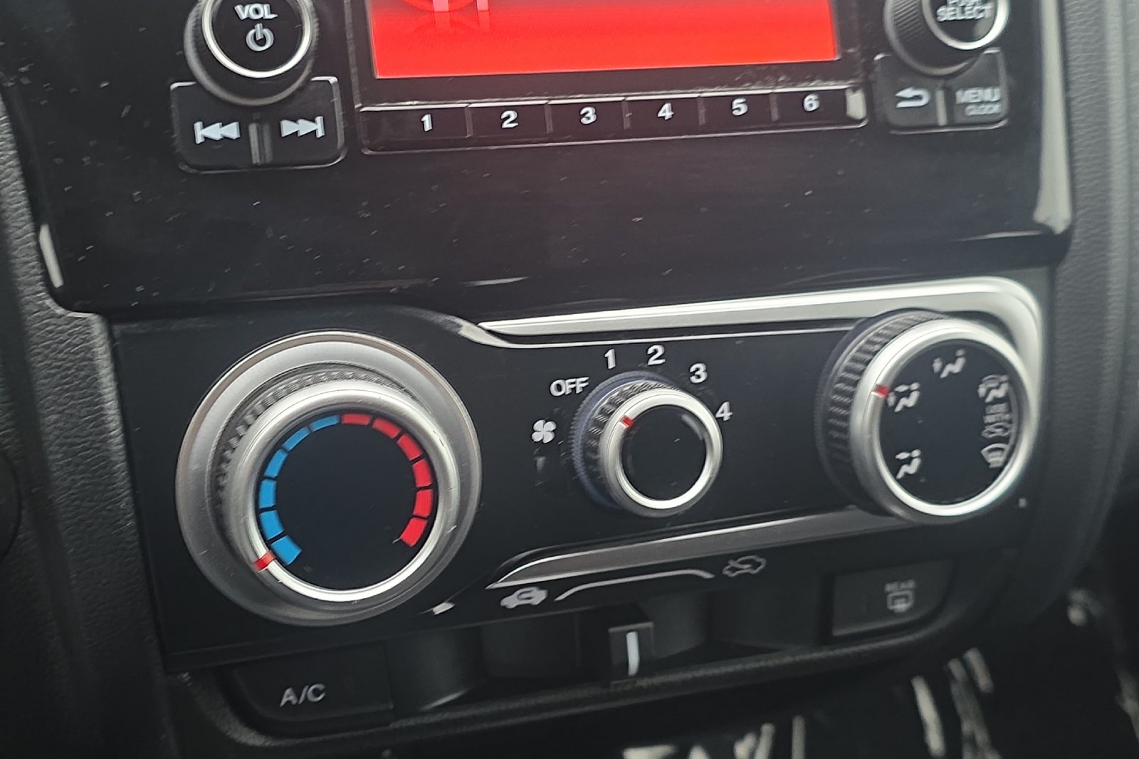 Used 2020 Platinum White Pearl Honda LX image 20