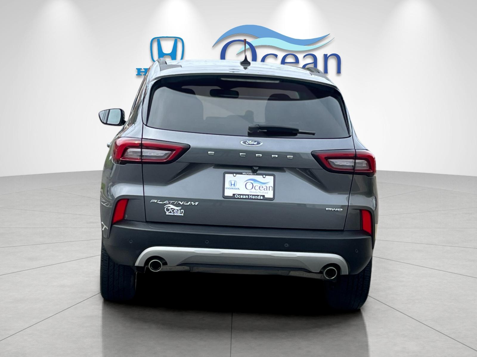 Used 2024 Carbonized Gray Metallic Ford Platinum image 4