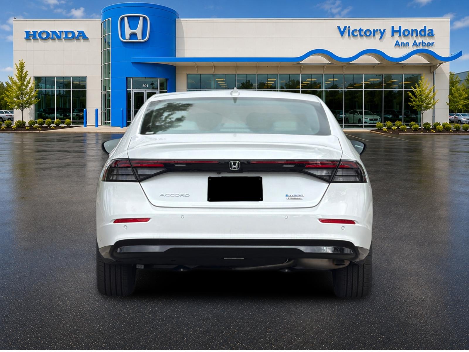 New 2026 Platinum White Pearl Honda Touring Hybrid image 6