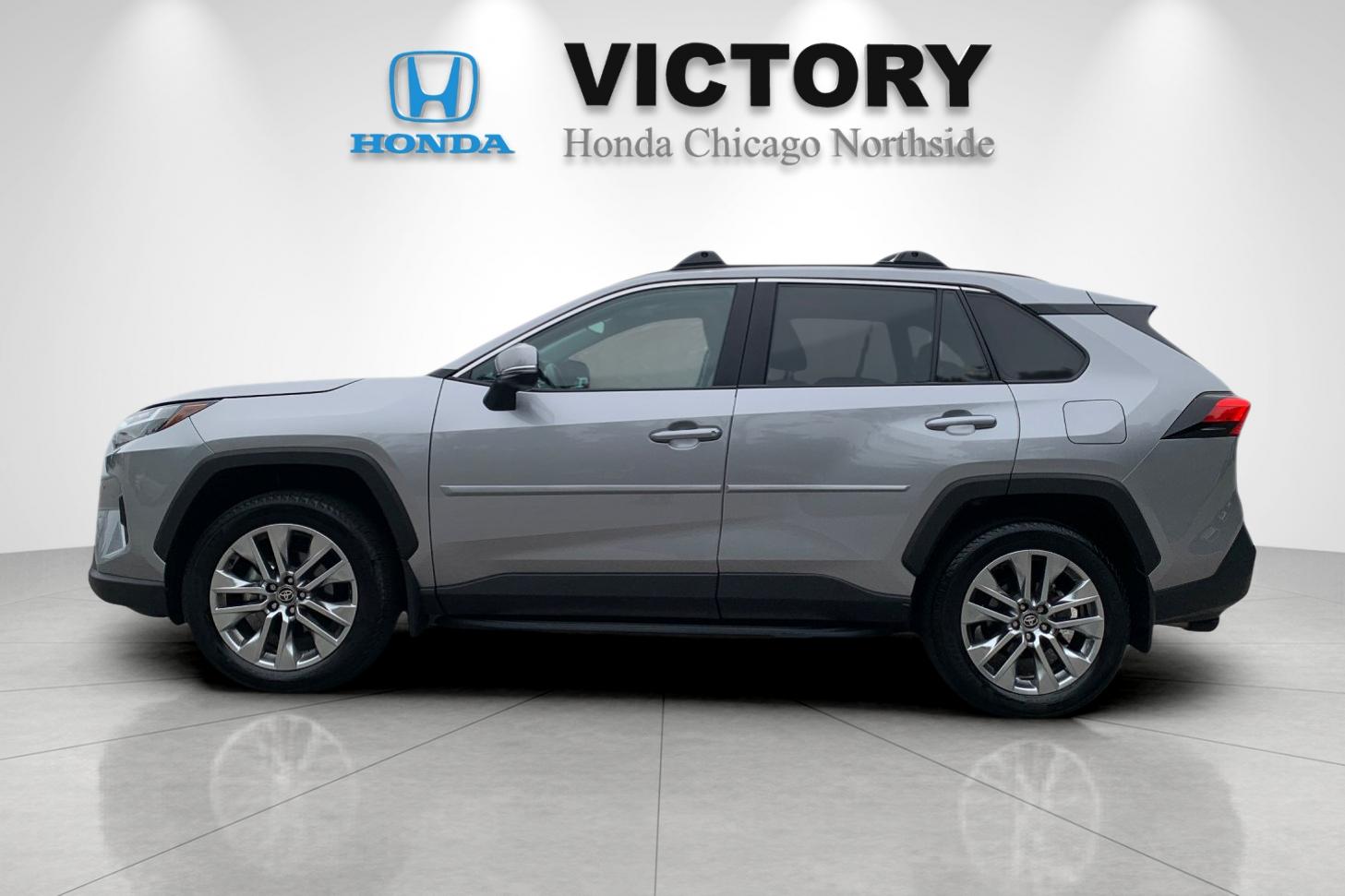 Used 2025 Silver Toyota XLE Premium image 2