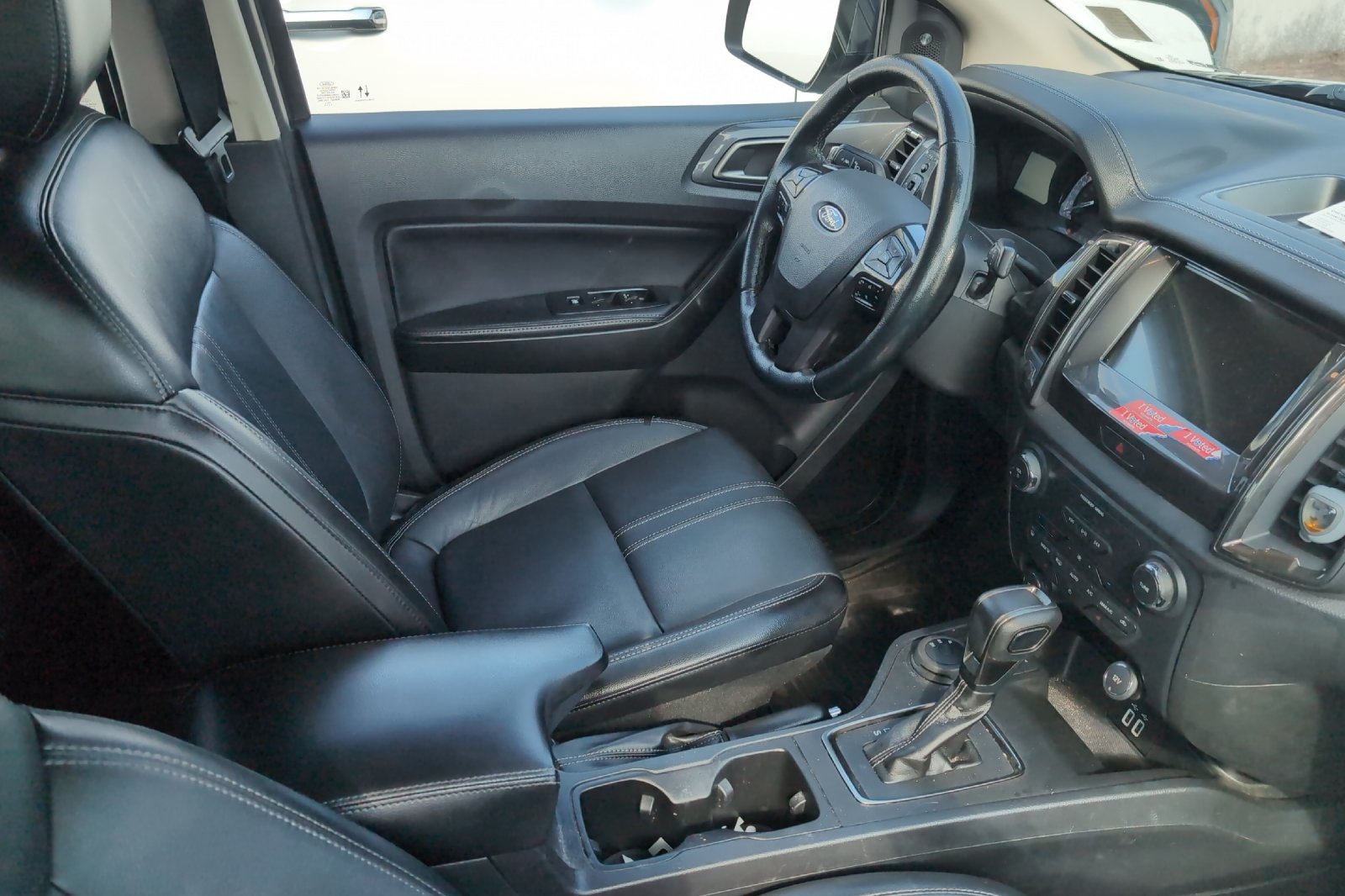 Used 2020 Gray Ford Lariat image 4