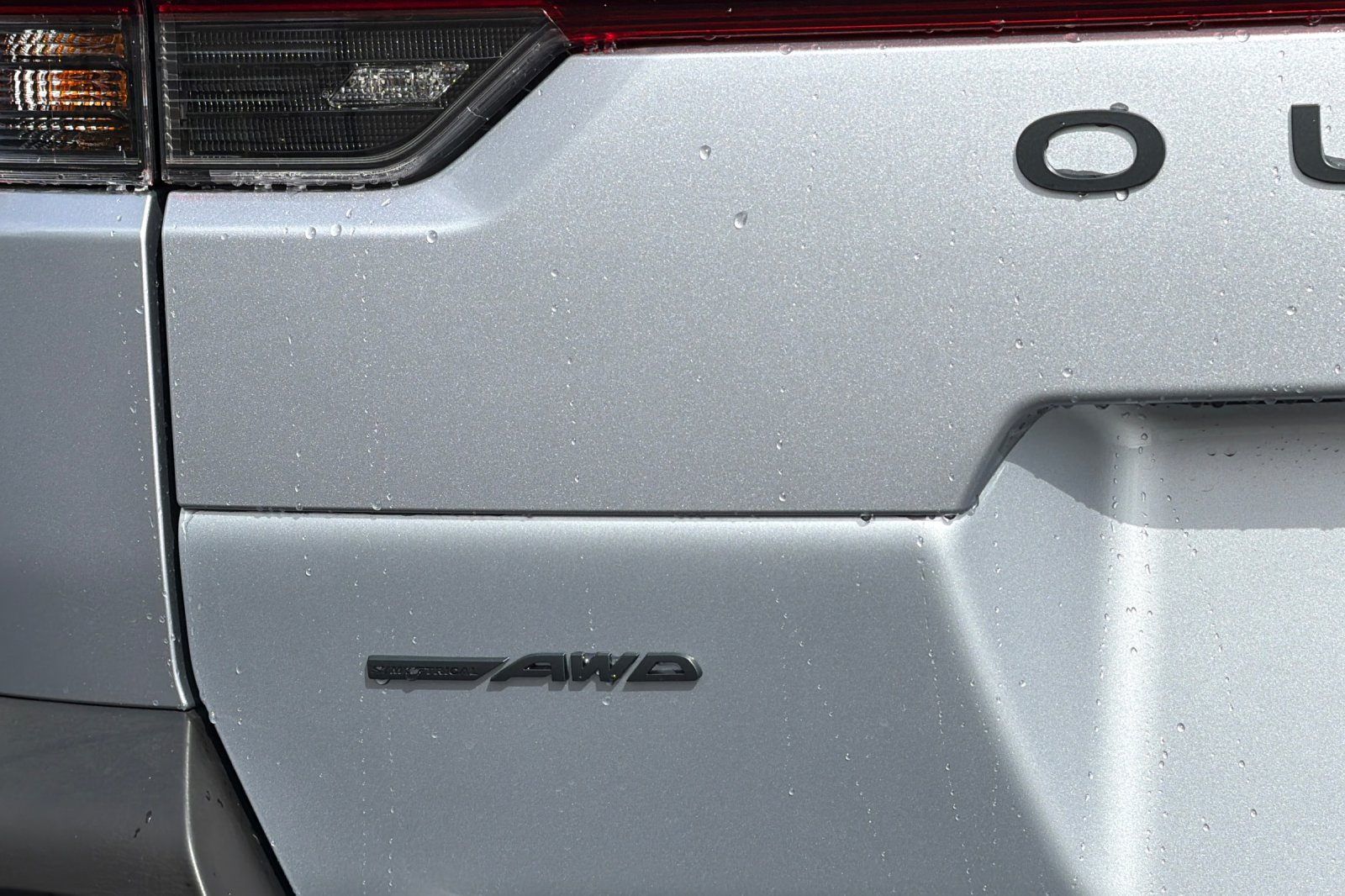 New 2026 ICE SILVER METALLIC Subaru Touring XT image 26