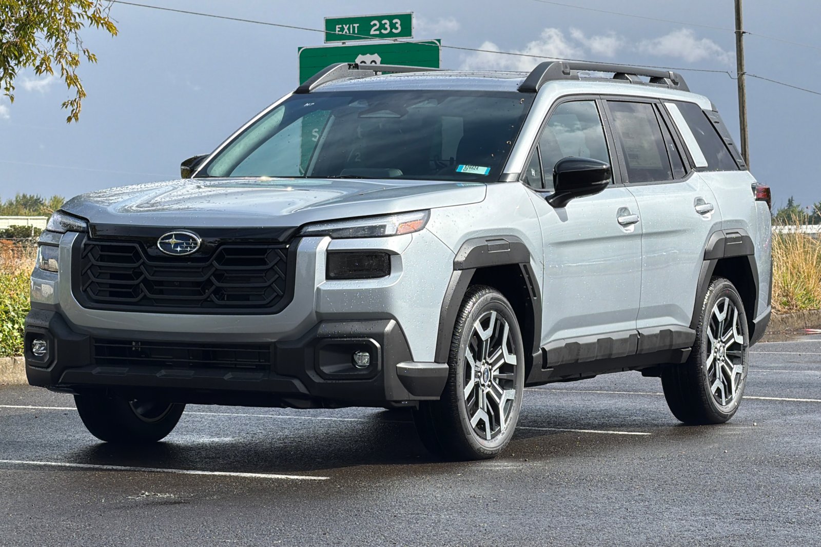 New 2026 ICE SILVER METALLIC Subaru Touring XT image 8