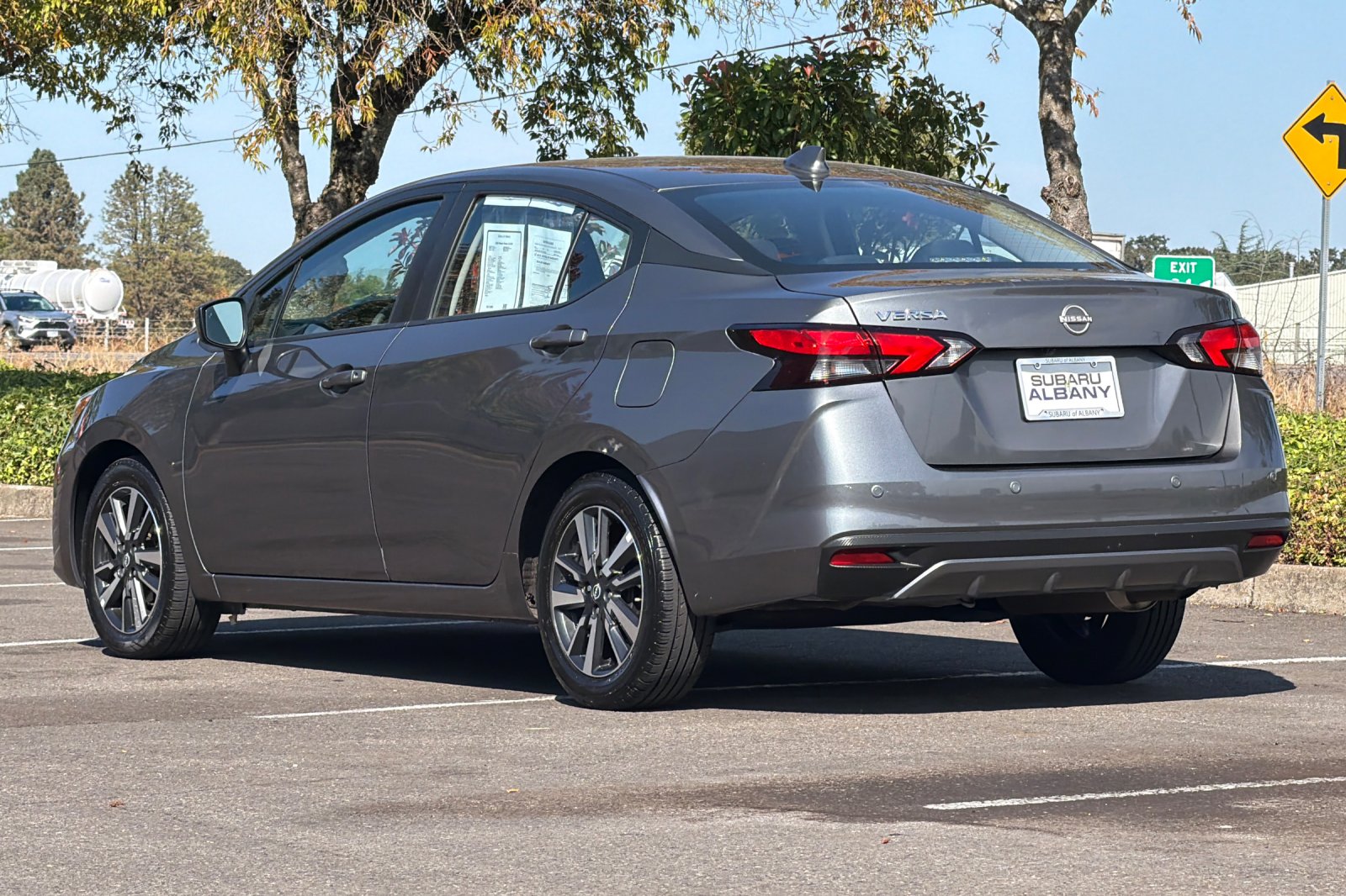 Used 2025 Gray Nissan 1.6 SV image 6