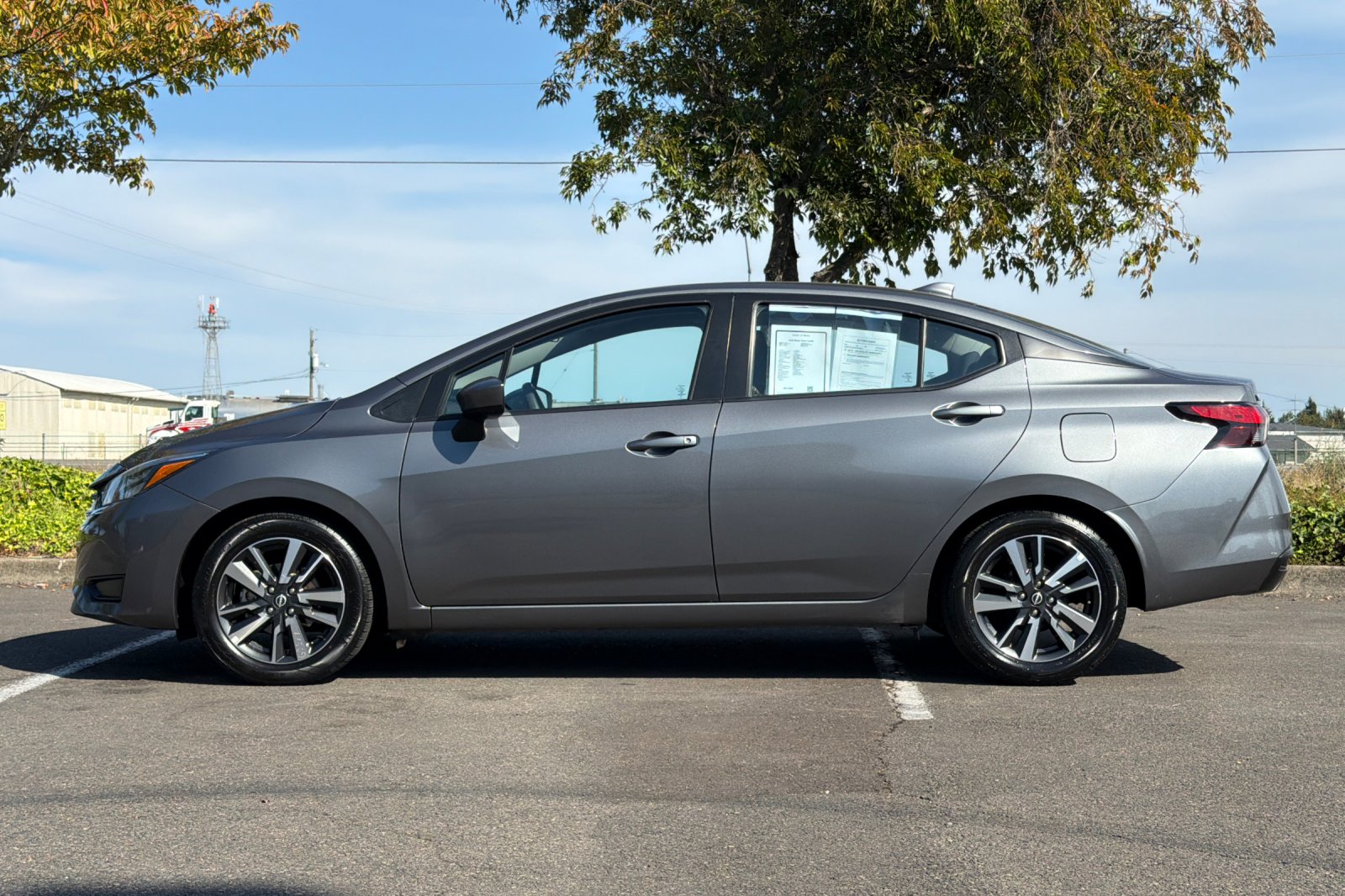 Used 2025 Gray Nissan 1.6 SV image 7