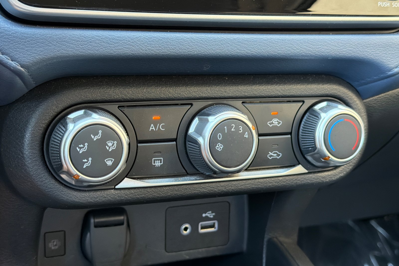 Used 2025 Gray Nissan 1.6 SV image 19
