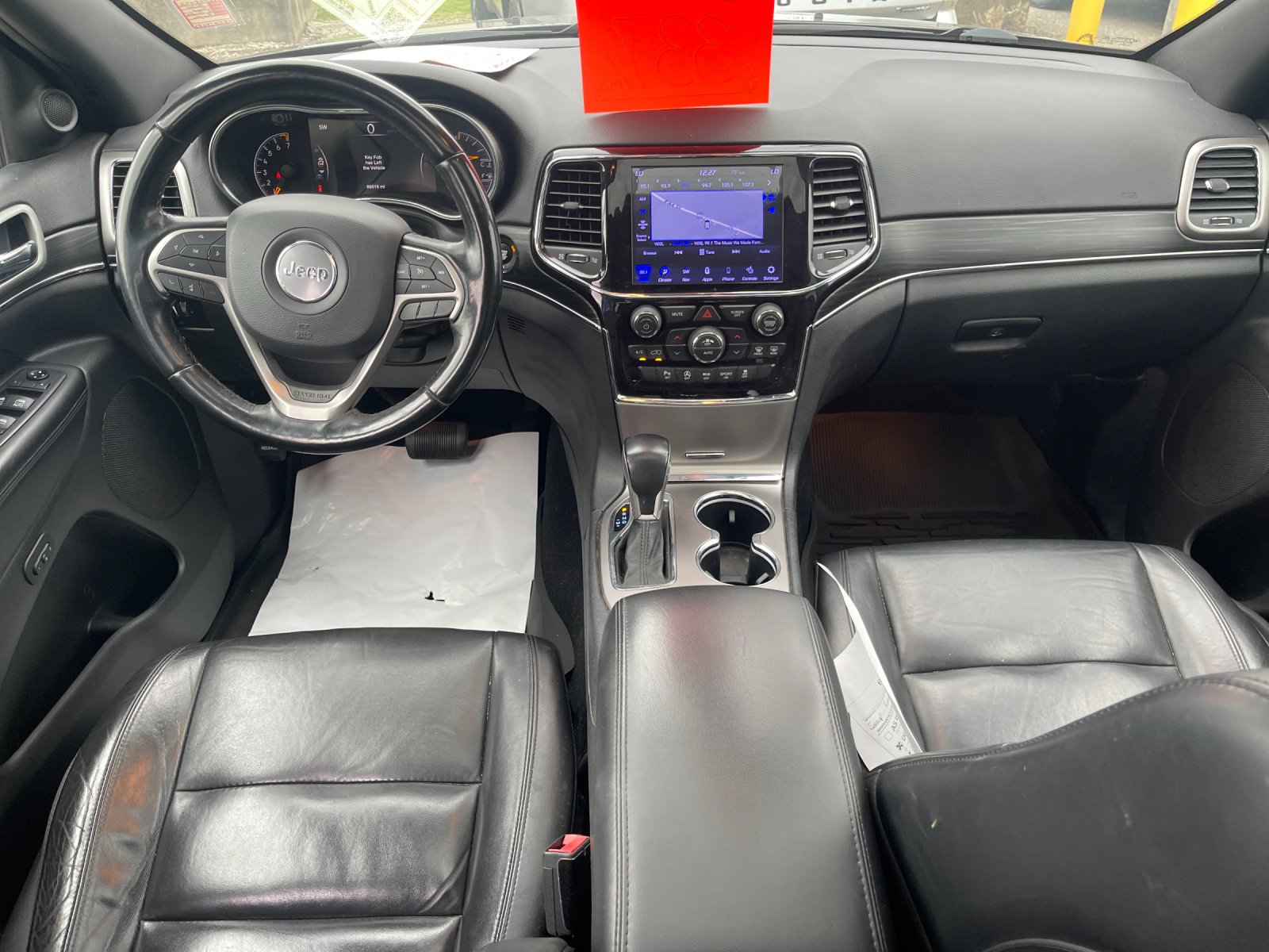 Used 2020  Jeep Limited image 15