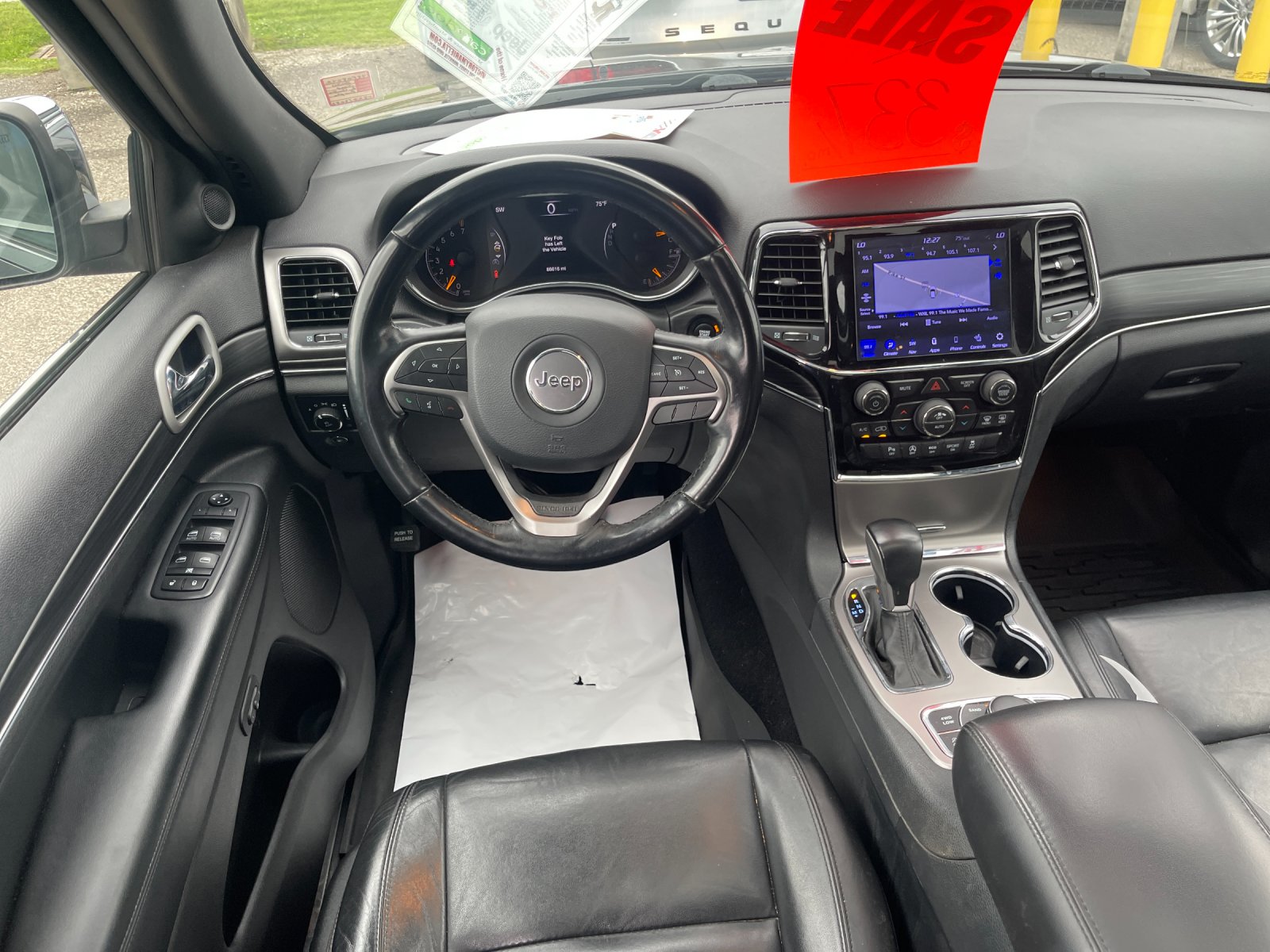 Used 2020  Jeep Limited image 16