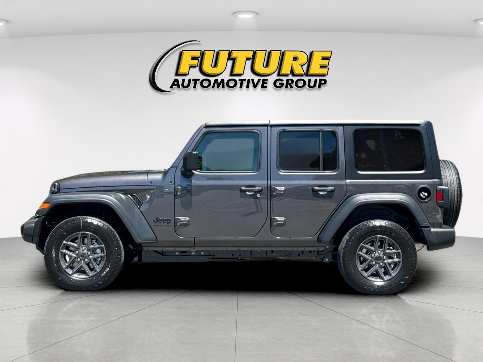 New 2026 Granite Crystal Metallic Clear-Coat Exterior Paint Jeep Sport S image 6