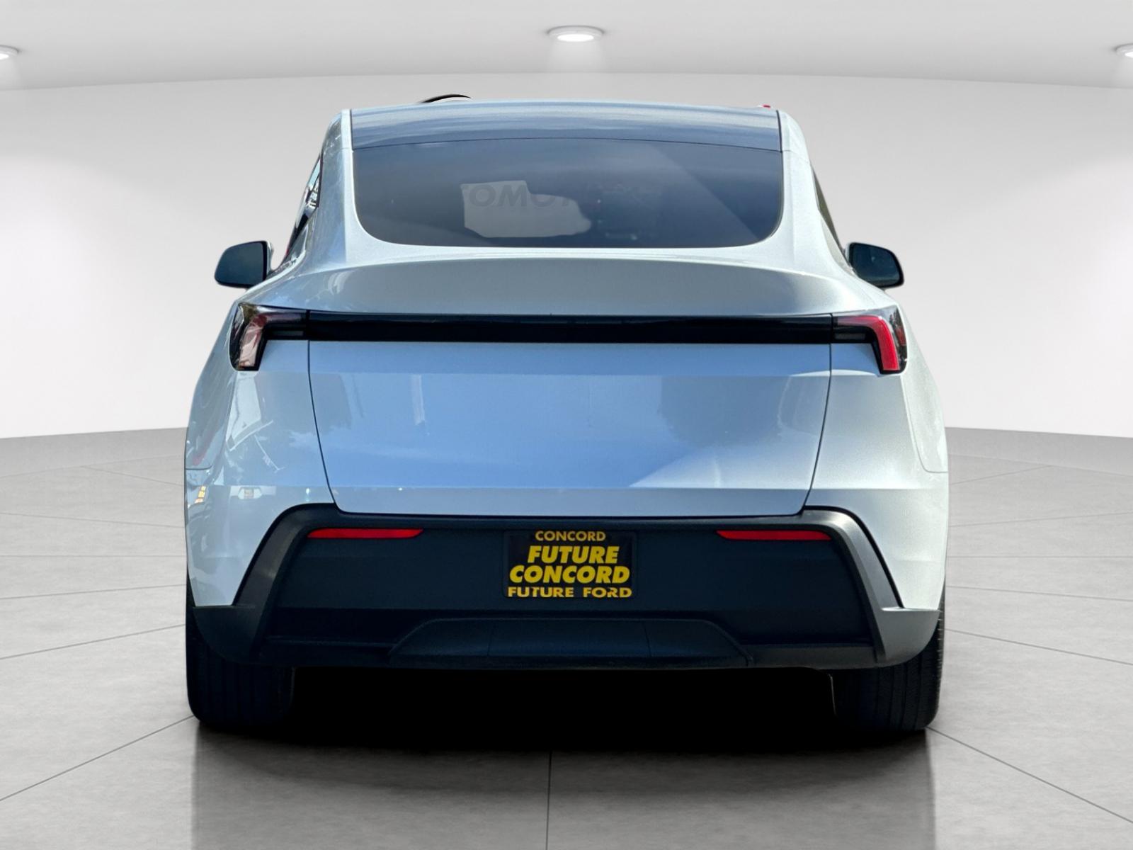 Used 2026 White Tesla  image 4