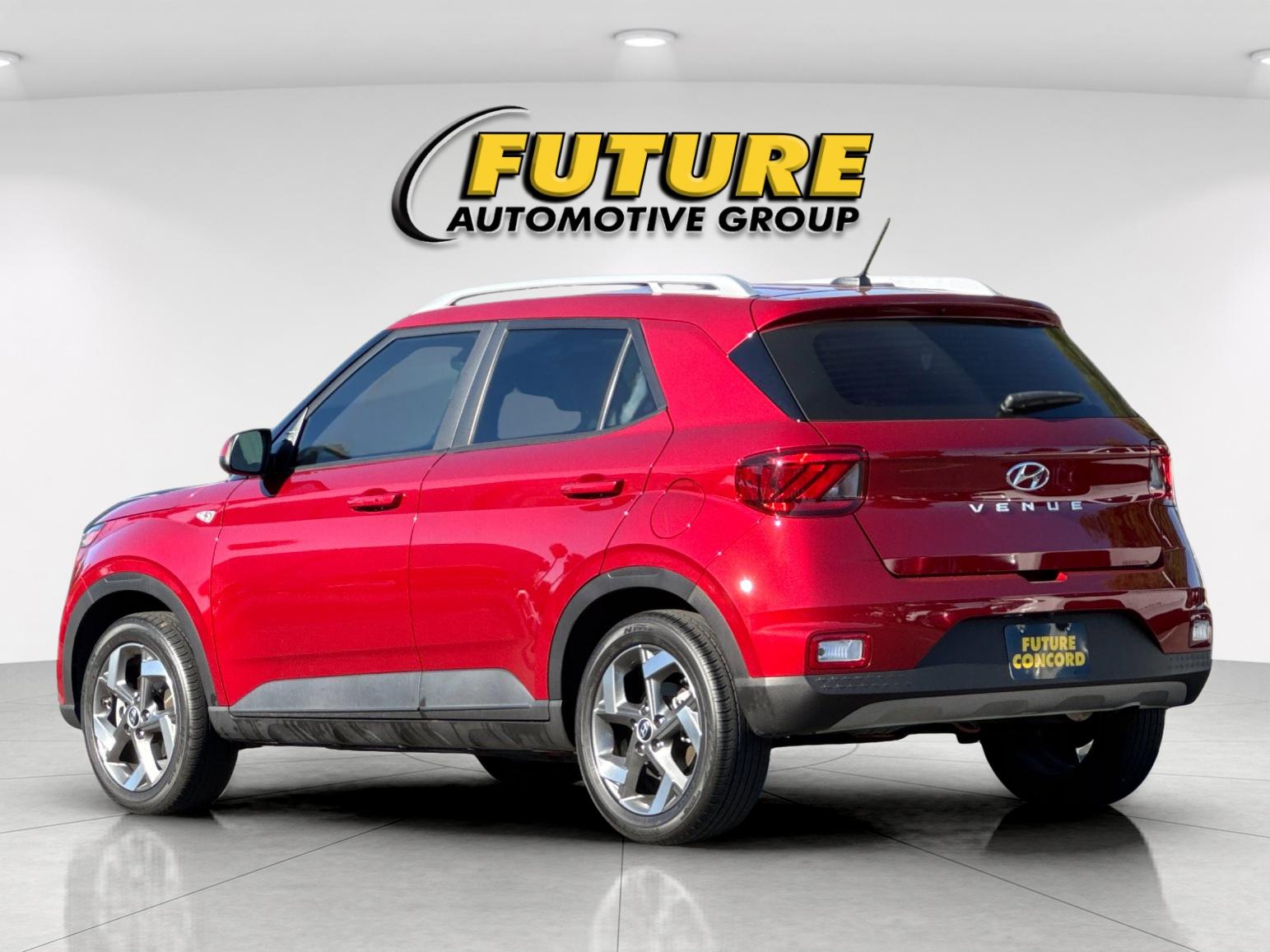 Certified Used 2024 Red Hyundai SEL image 5