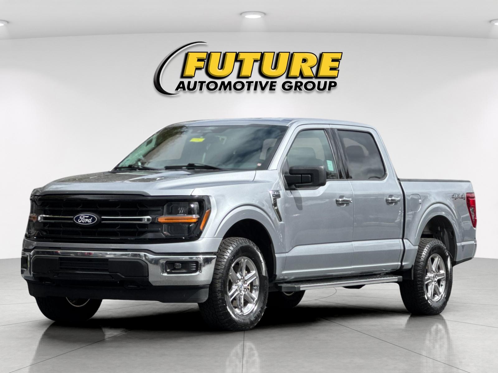 Used 2025 Silver Ford XLT image 7