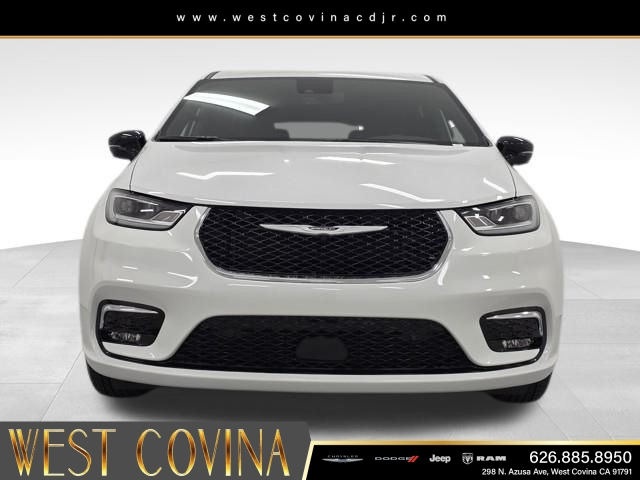 New 2025 Bright White Clear-Coat Exterior Paint Chrysler Select image 2