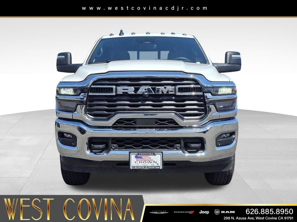 New 2026 Bright White Clear-Coat Exterior Paint RAM Tradesman image 2