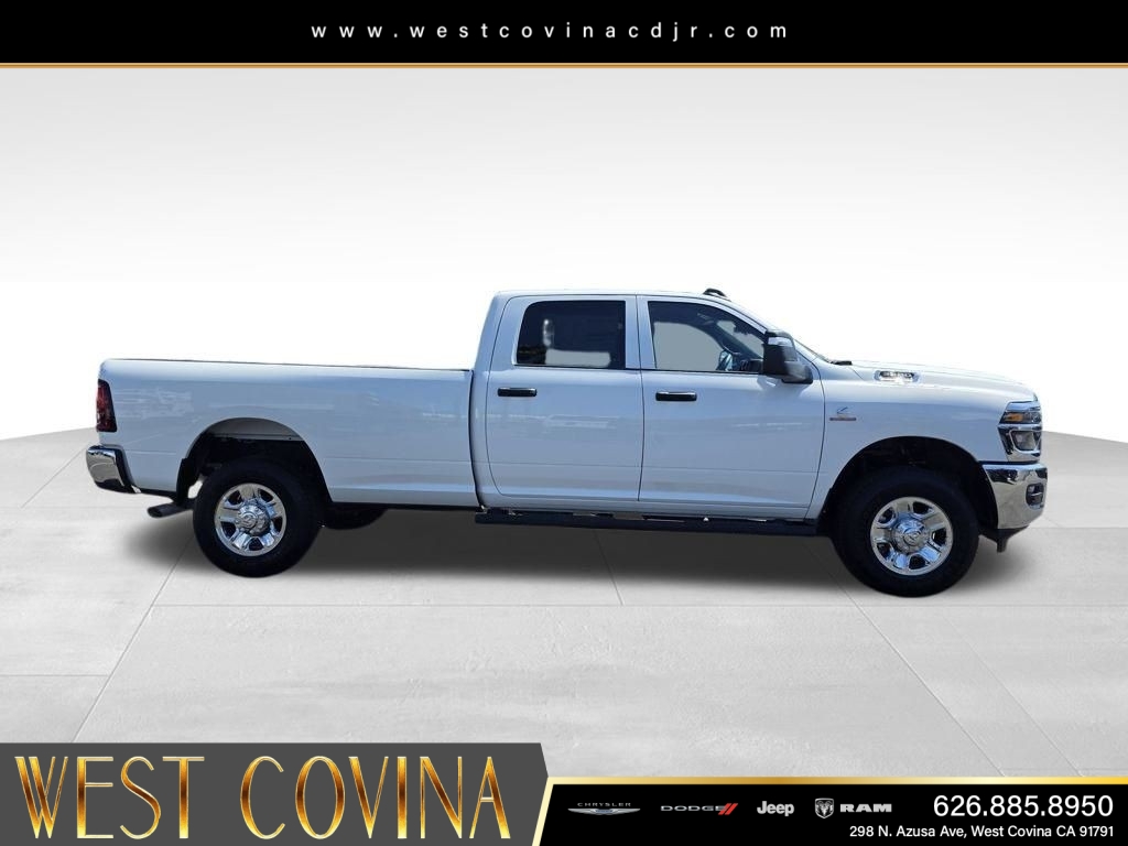 New 2026 Bright White Clear-Coat Exterior Paint RAM Tradesman image 4