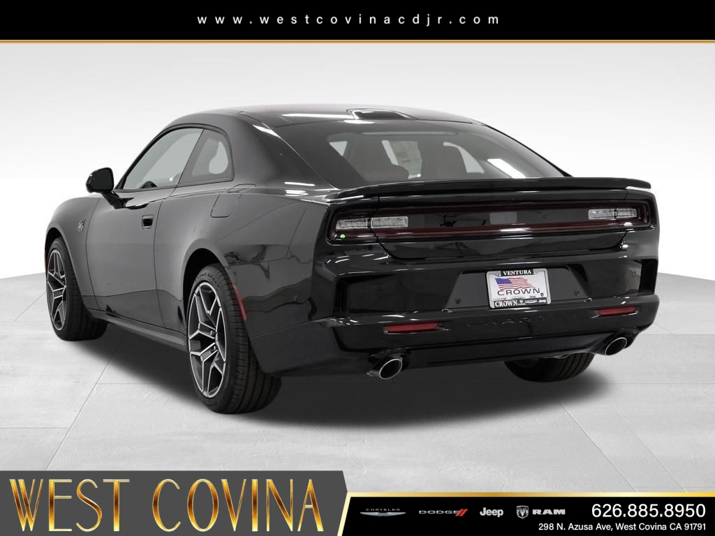 New 2026 Diamond Black Crystal Pearlcoat Dodge Scat Pack Plus image 7