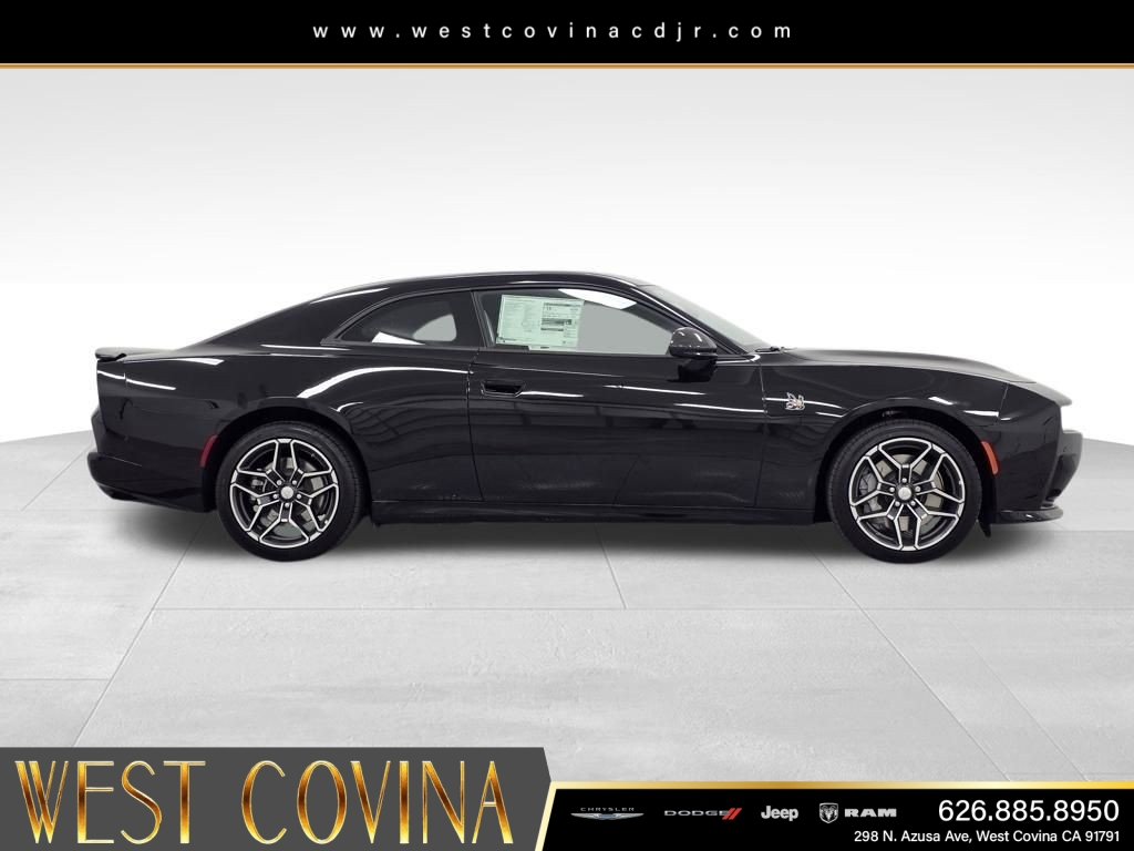 New 2026 Diamond Black Crystal Pearlcoat Dodge Scat Pack Plus image 4