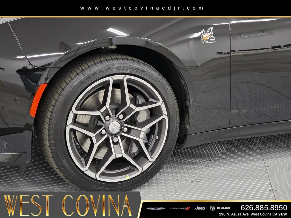 New 2026 Diamond Black Crystal Pearlcoat Dodge Scat Pack Plus image 9
