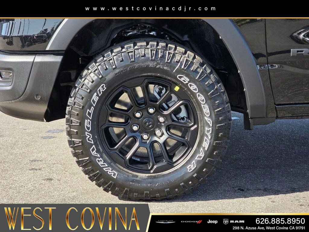 New 2026 Diamond Black Crystal Pearl-Coat Exterior Paint RAM Rebel image 9