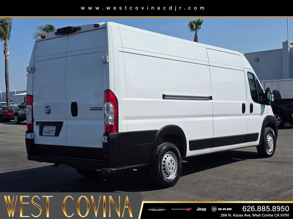 Used 2025 White Ram High Roof image 7